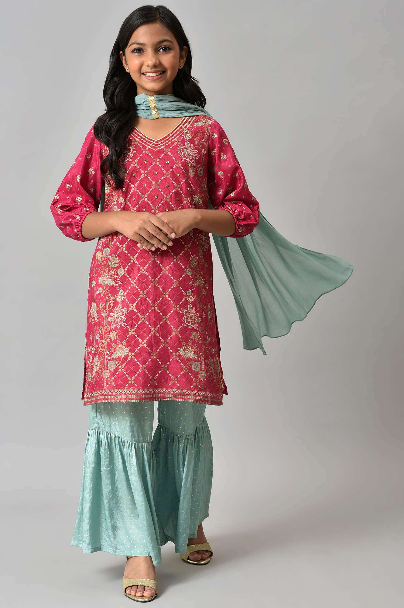Girls Pink Printed Festive kurta With Blue Sharara And Dupatta - Image 10