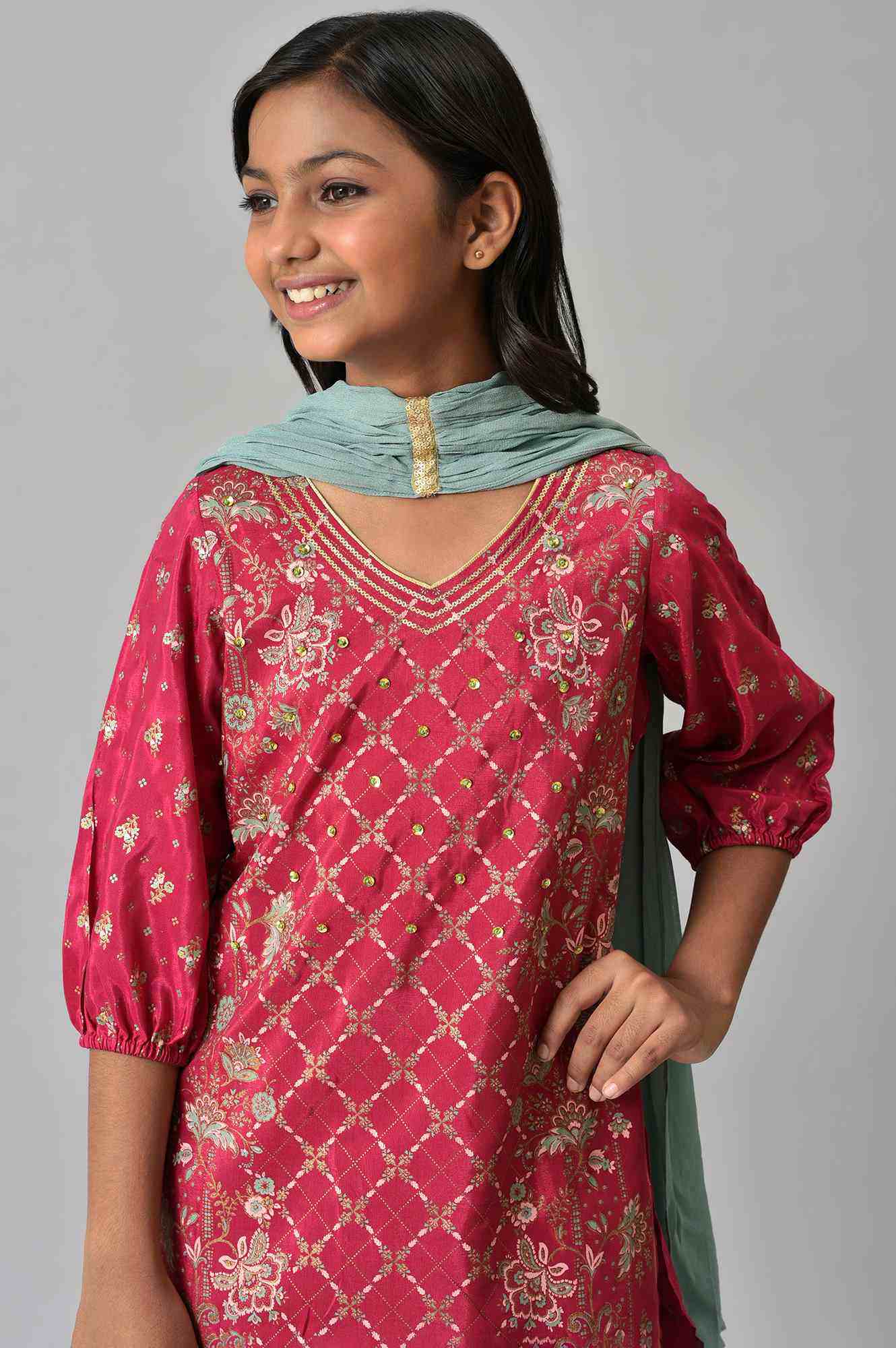 Girls Pink Printed Festive kurta With Blue Sharara And Dupatta - Image 5