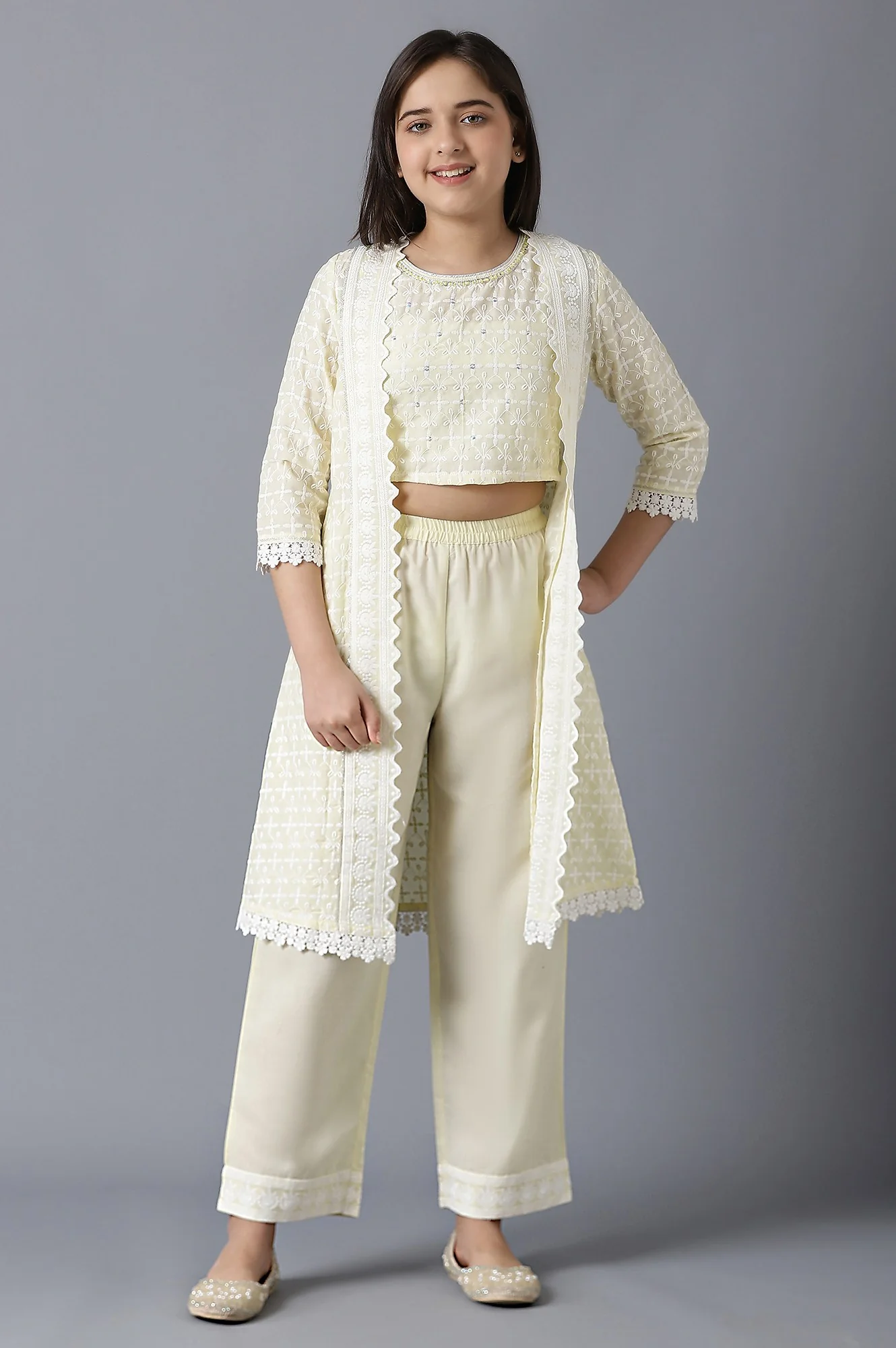 Girls Yellow Schiffli Gillet With Top And Pants