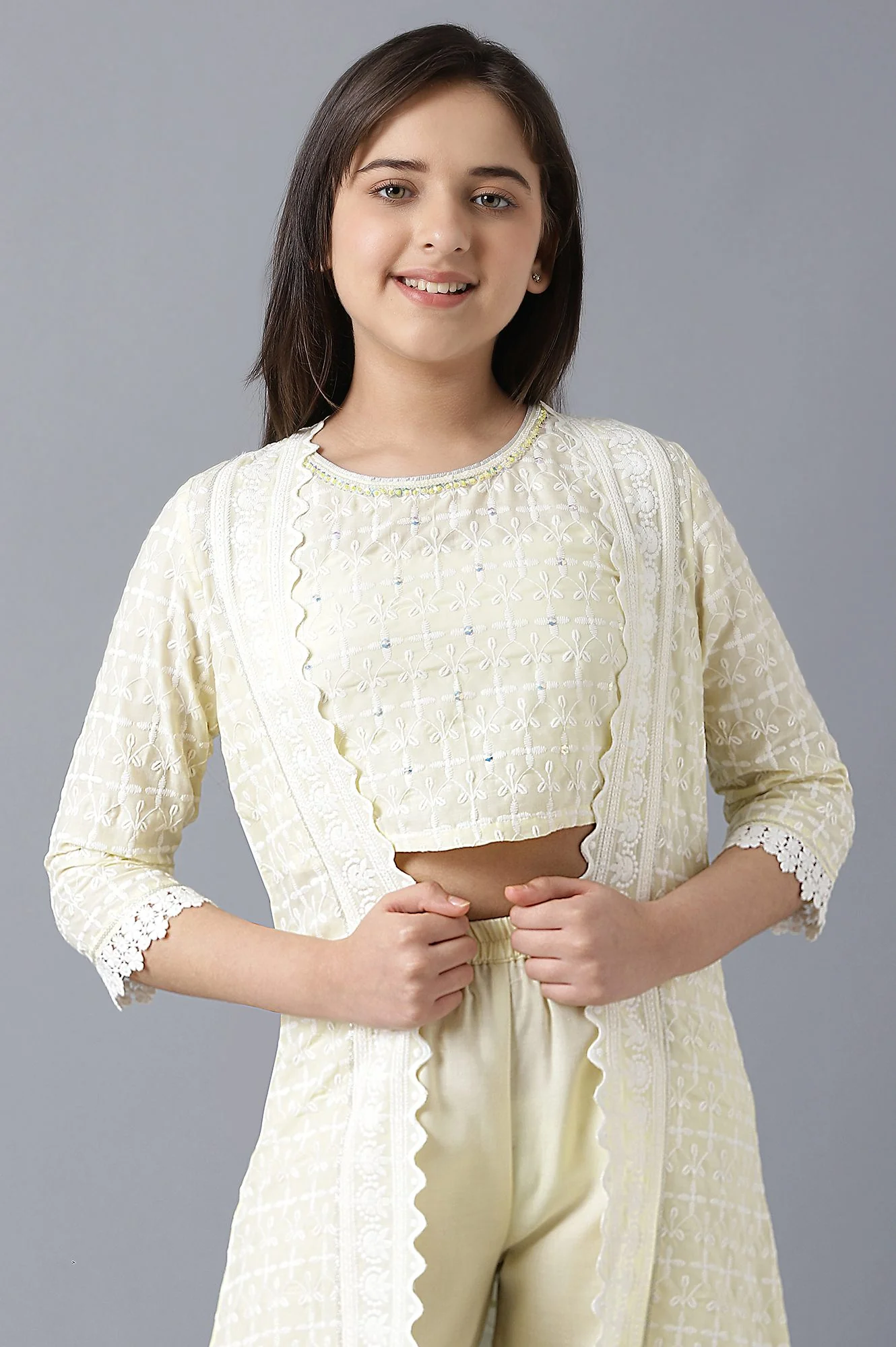 Girls Yellow Schiffli Gillet With Top And Pants - Image 5