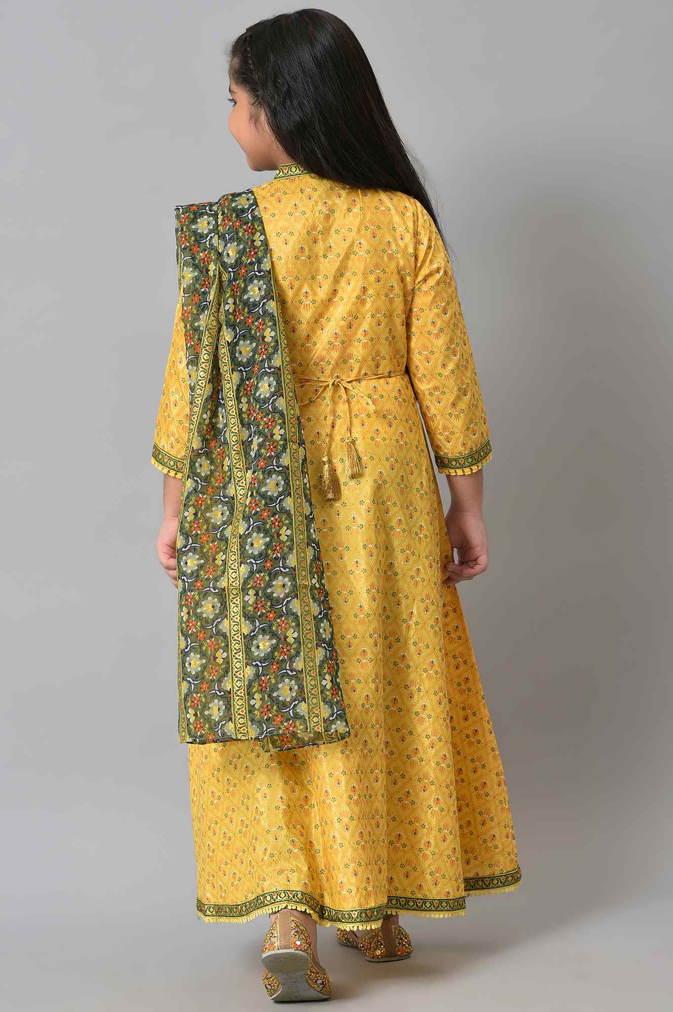 Girls Yellow Sequined kurta With Green Tights And Dupatta - Image 2