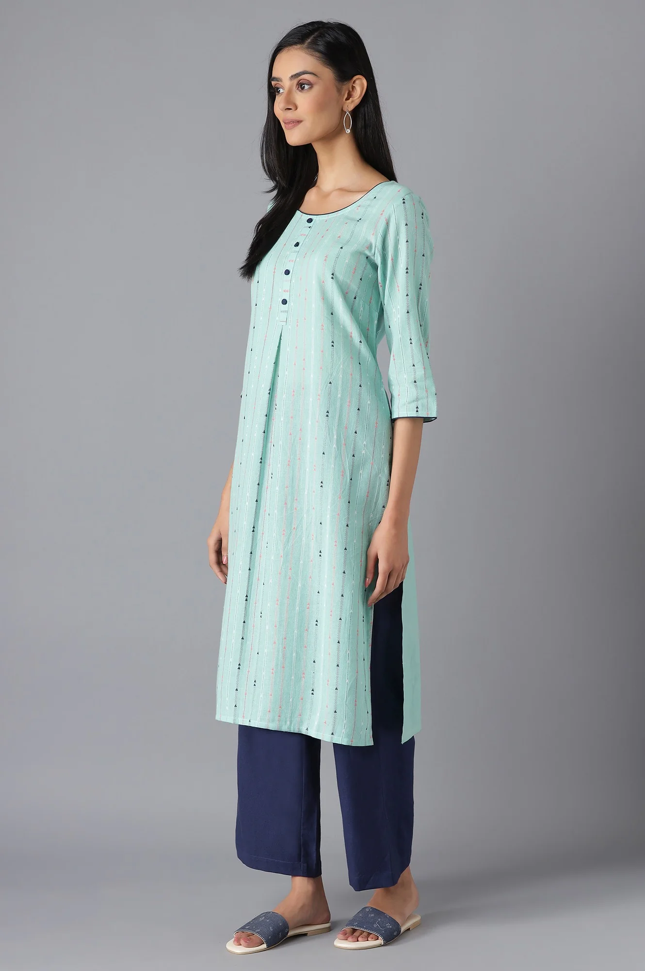 Green Casual kurta & Palazzo Set - Image 3