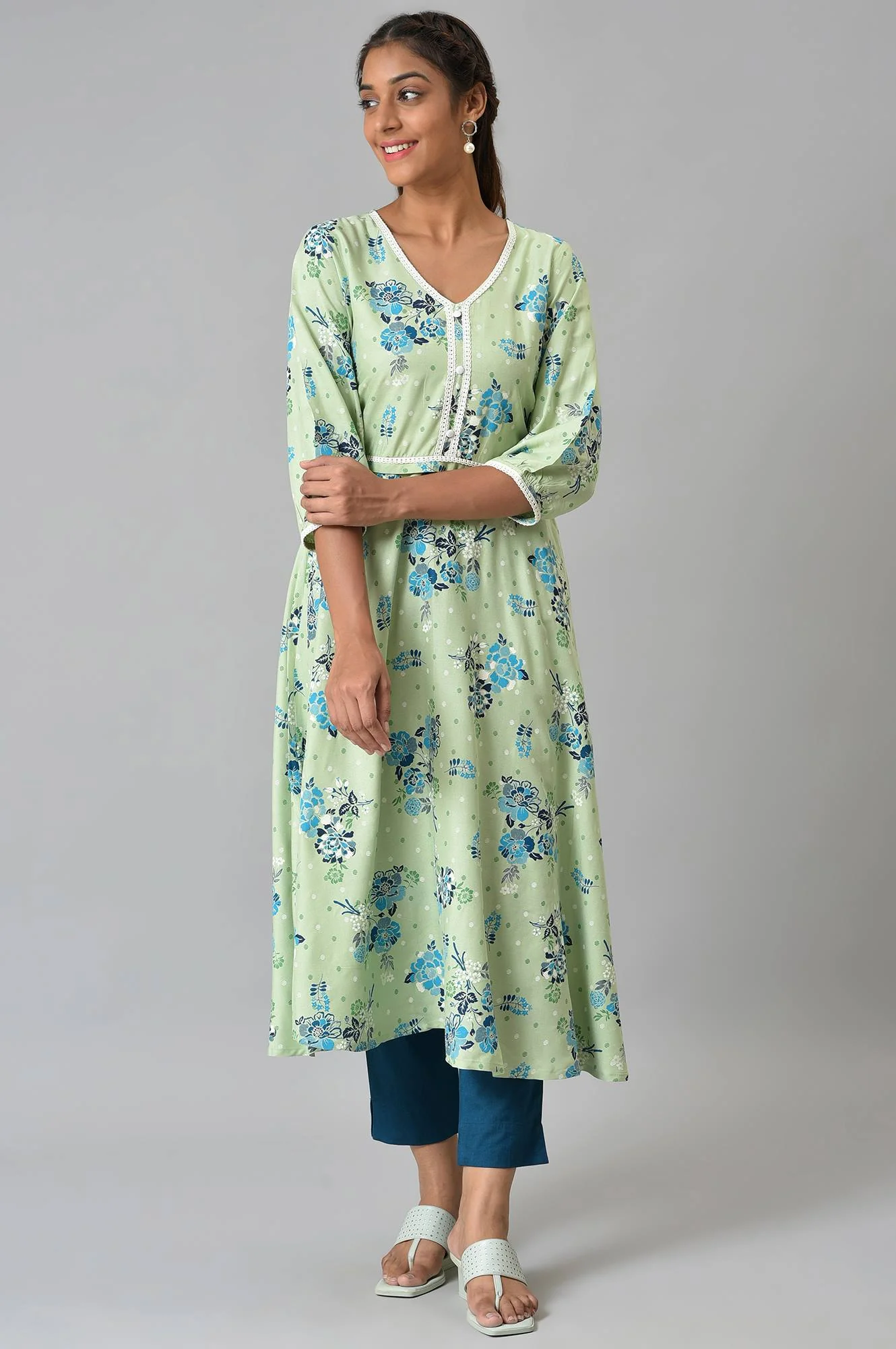 Green Circular Floral Printed LIVA kurta - Image 5