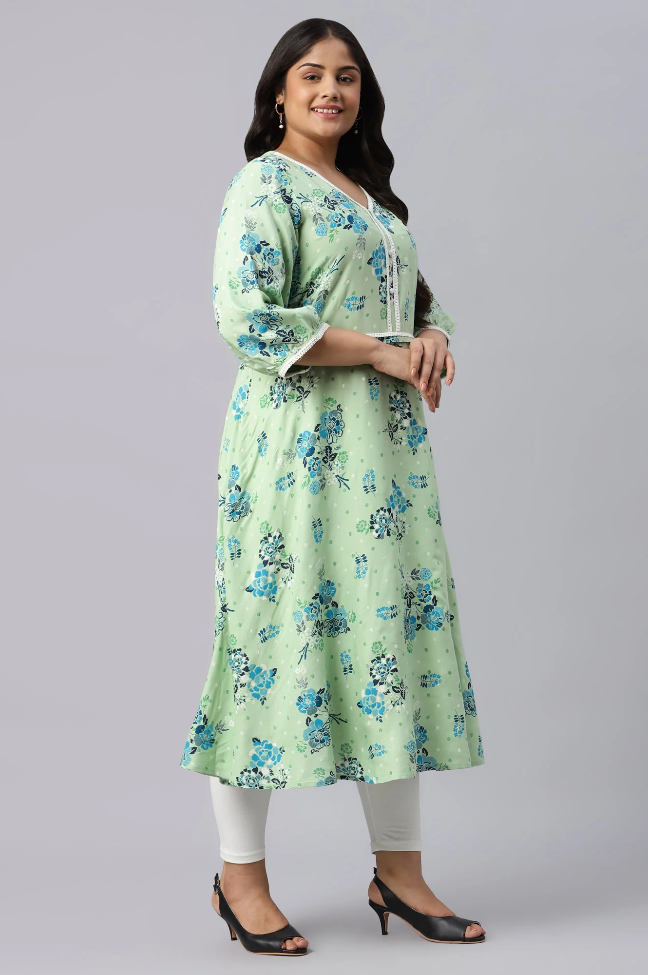 Green Circular Floral Printed Plus Size kurta - Image 4