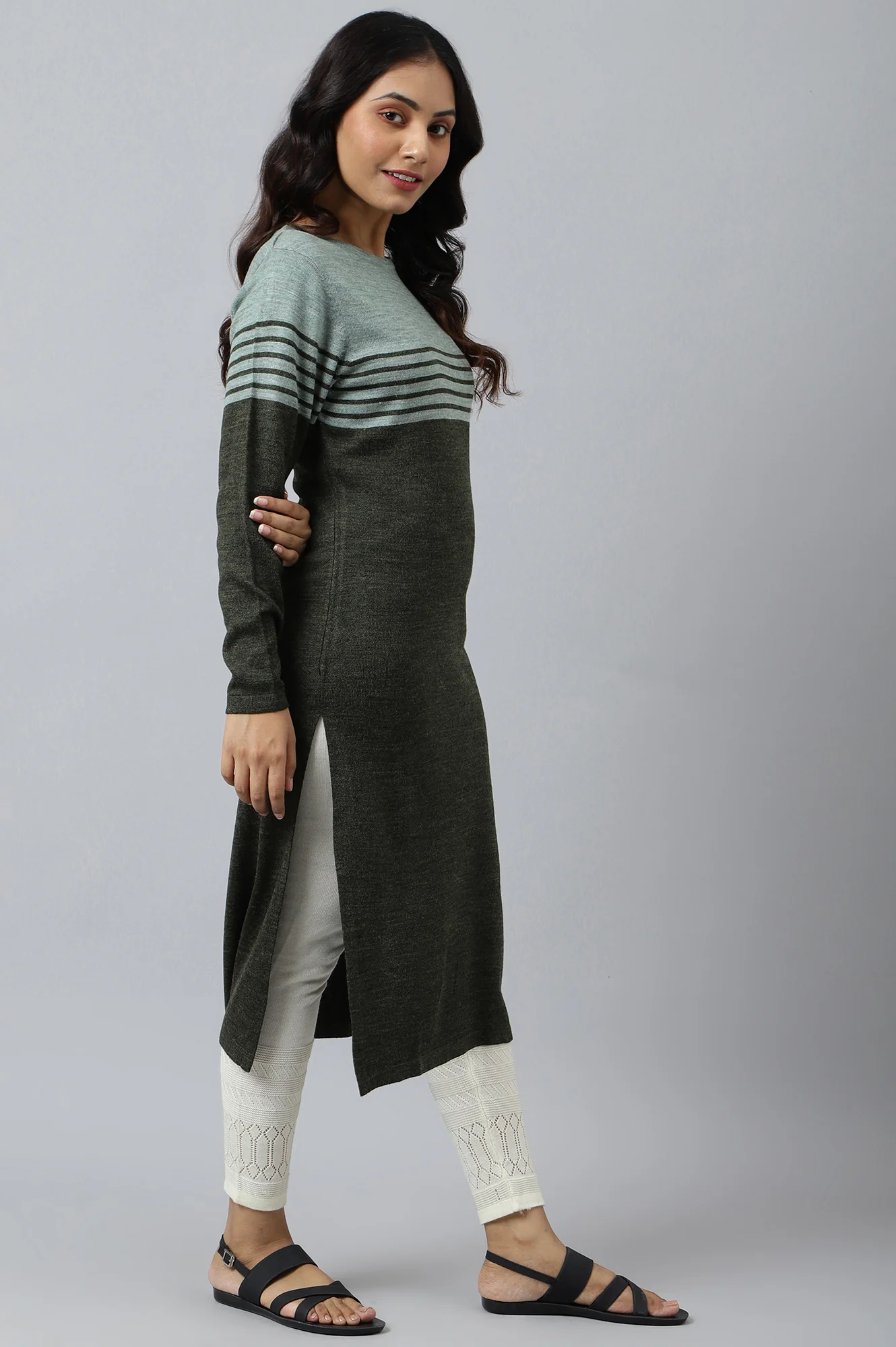 Green Colour Blocked Plus Size Winter kurta - Image 6