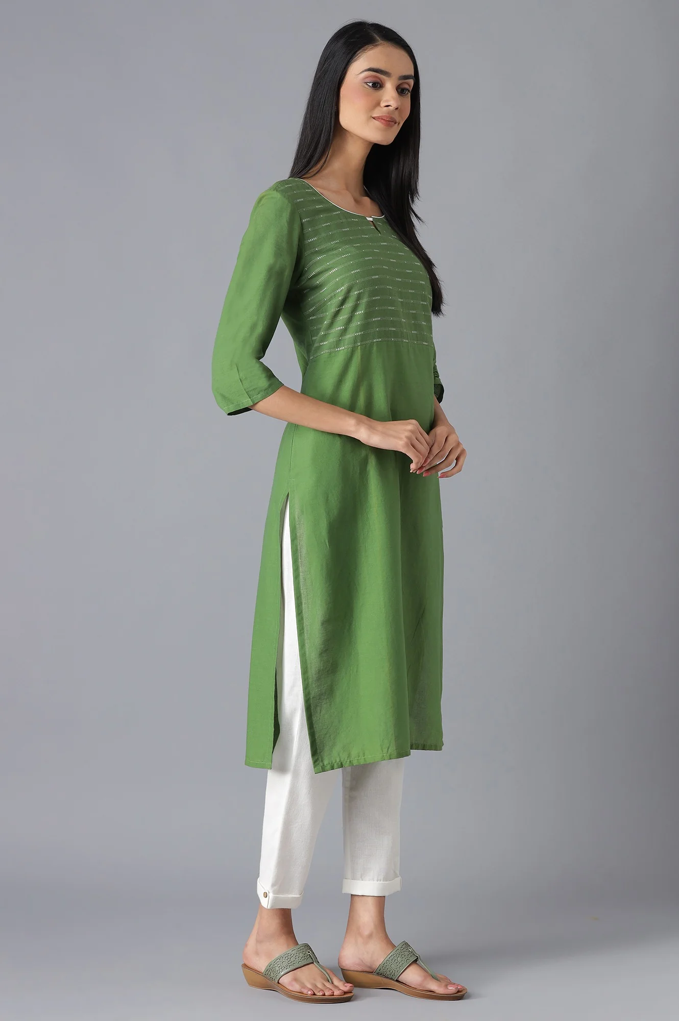 Green Cotton kurta and White Trousers Set - Image 4