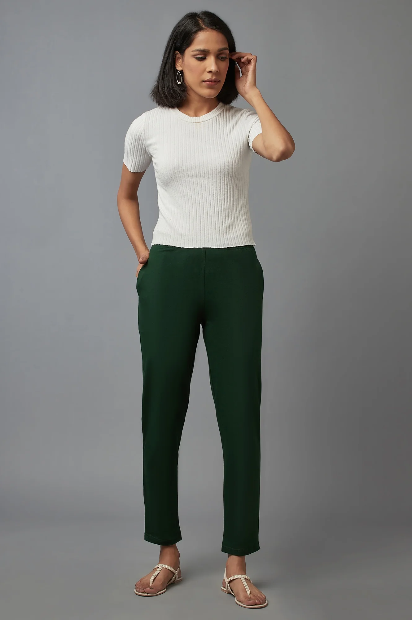 Dark Green Solid Flared Cotton Pants With Elasticated Waist - Image 5