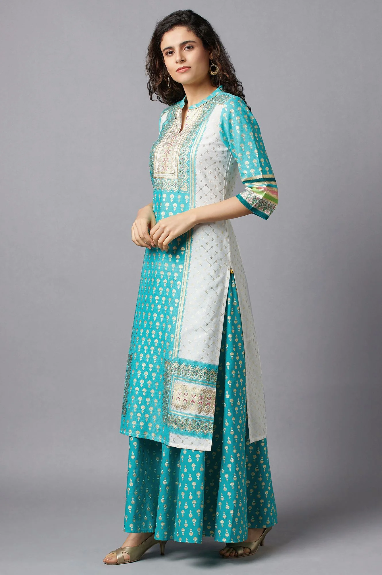 Green Festive kurta & Semi Flared Palazzo - Image 3