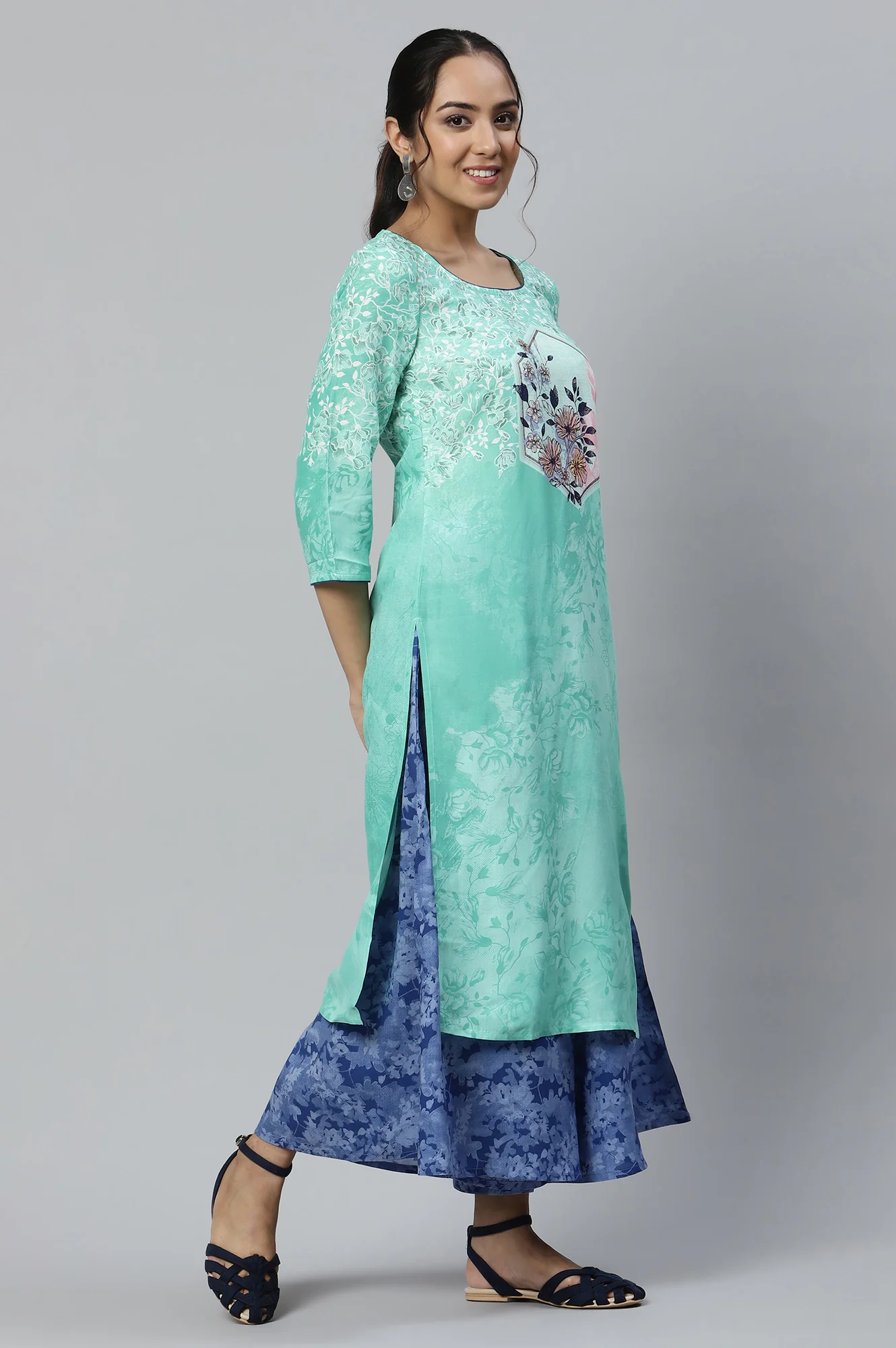 Green Floral Print Ethnic kurta - Image 4