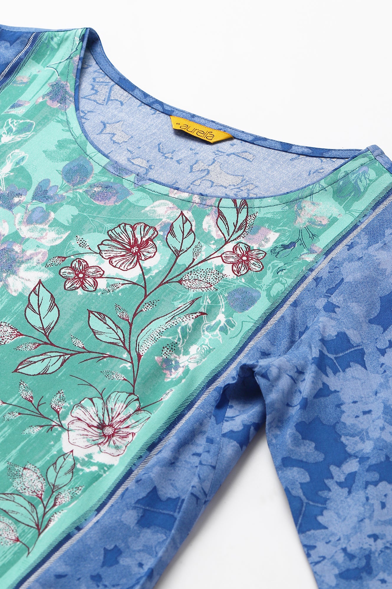 Green Floral Print Ethnic kurta - Image 2