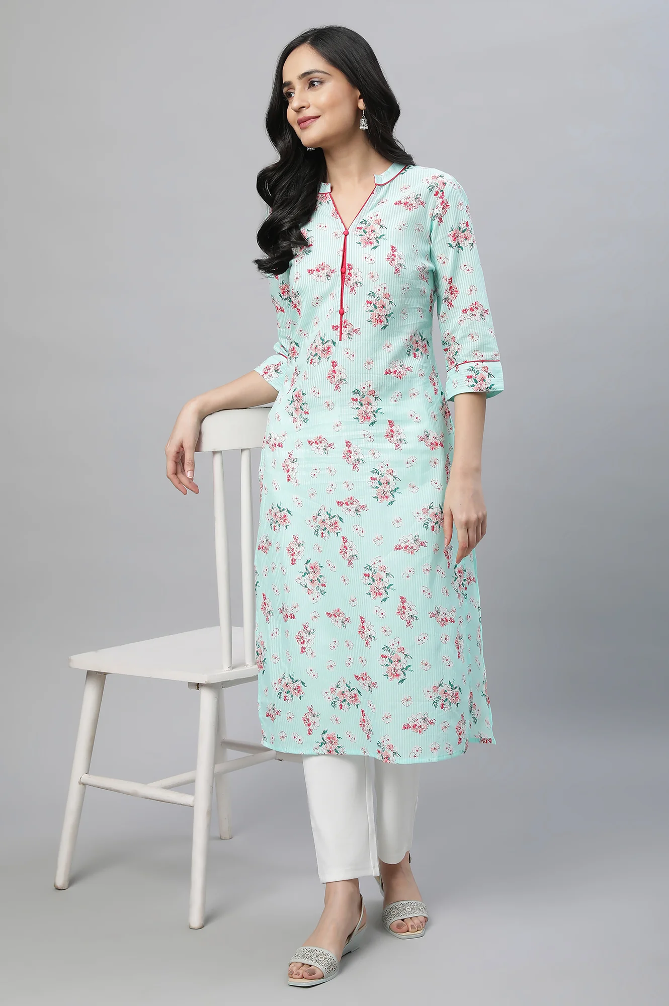 Green Floral Printed Cotton Kurta - Image 5