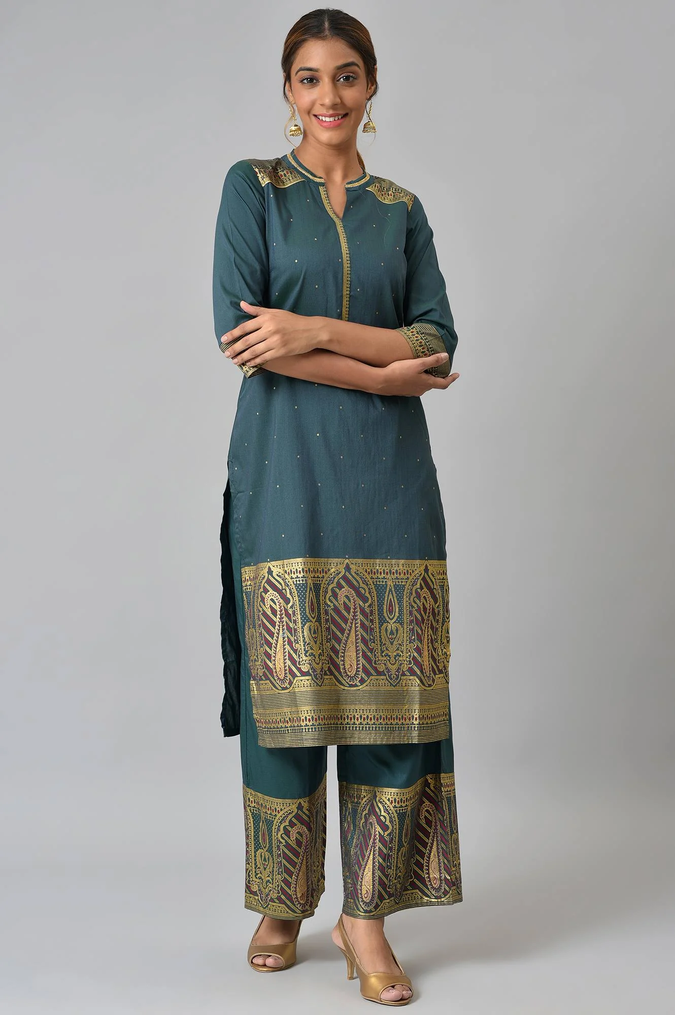 Green kurta and Palazzo Set - Image 8