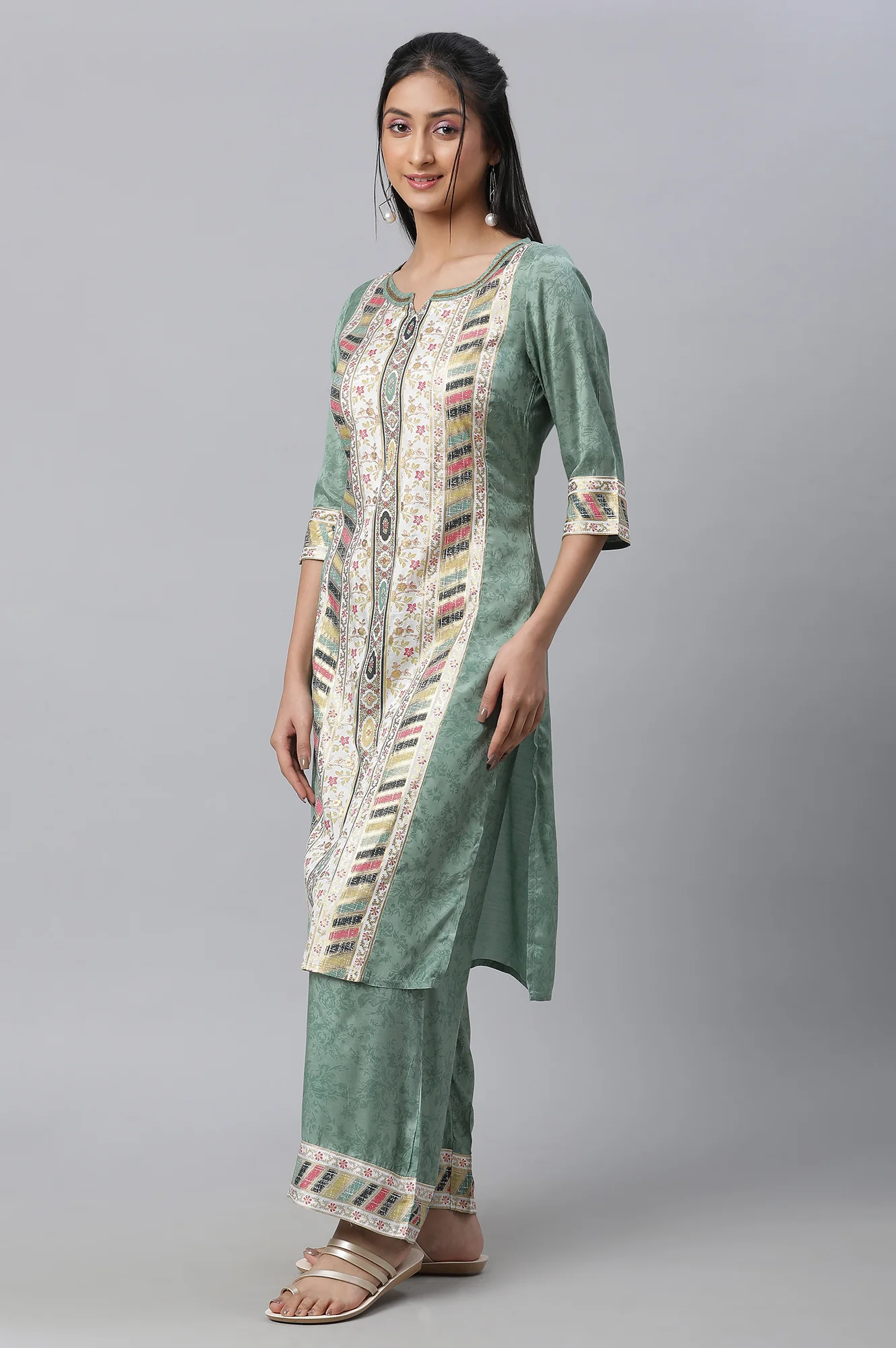 Green Printed kurta & Straight Pants Set - Image 3