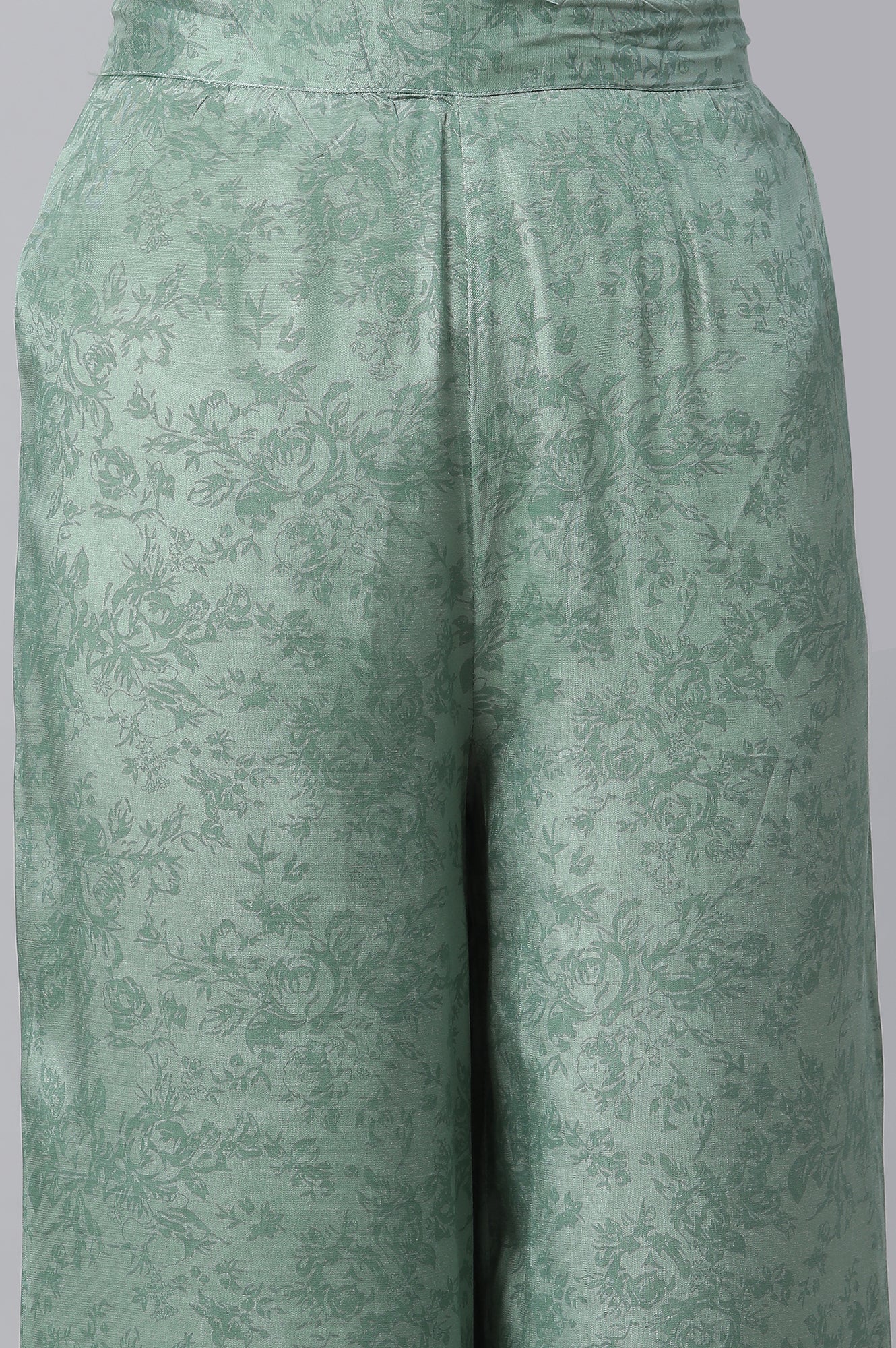 Green Printed kurta & Straight Pants Set - Image 8