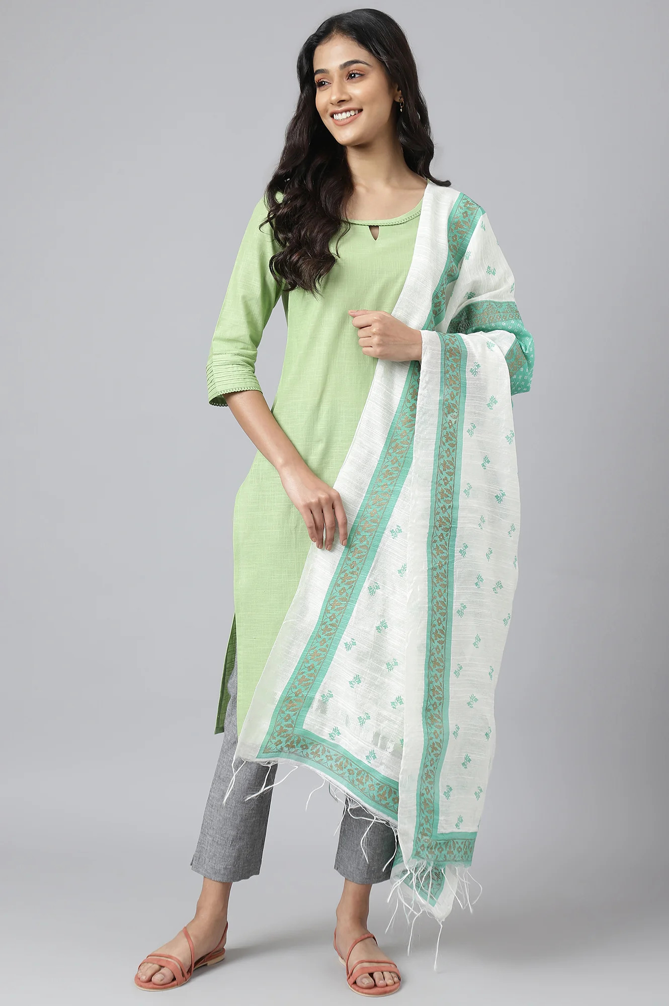 Green Printed Women Dupatta - Image 2