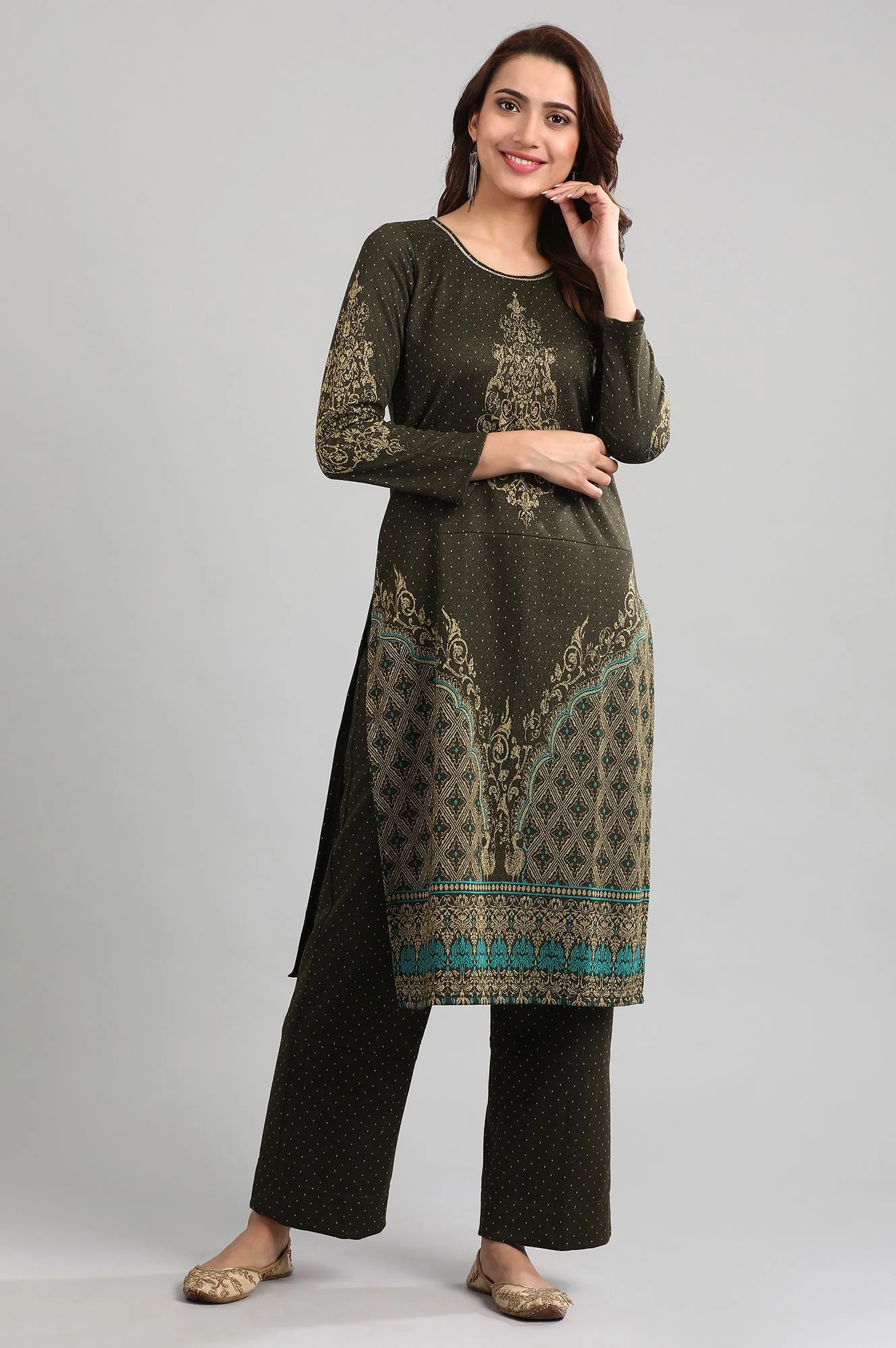 Green Round Neck Yarn-dyed Winter kurta - Image 2
