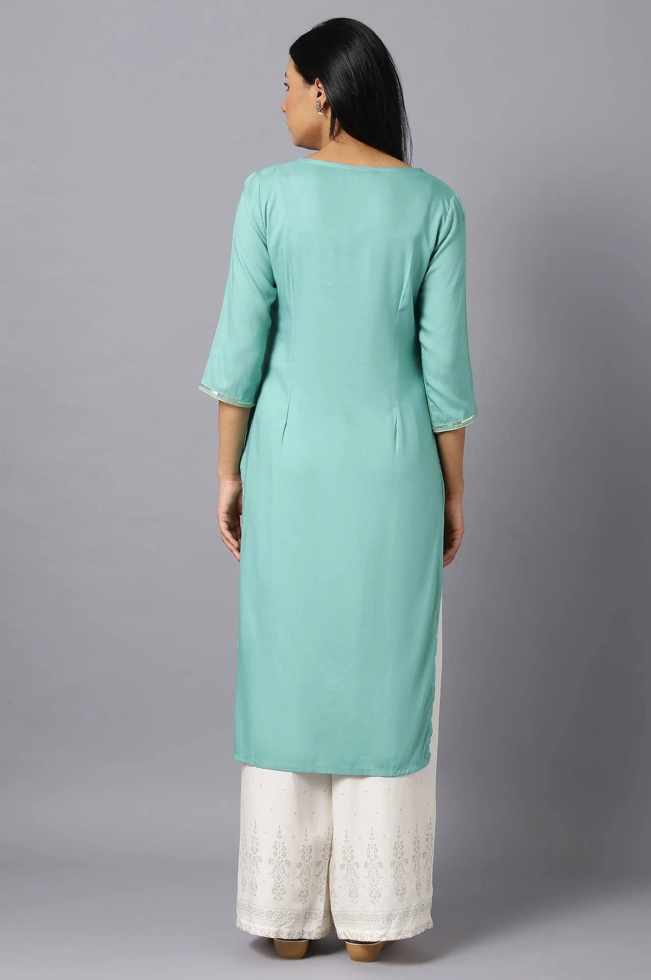 Green Thread Embroidered kurta in Mughal Print - Image 2