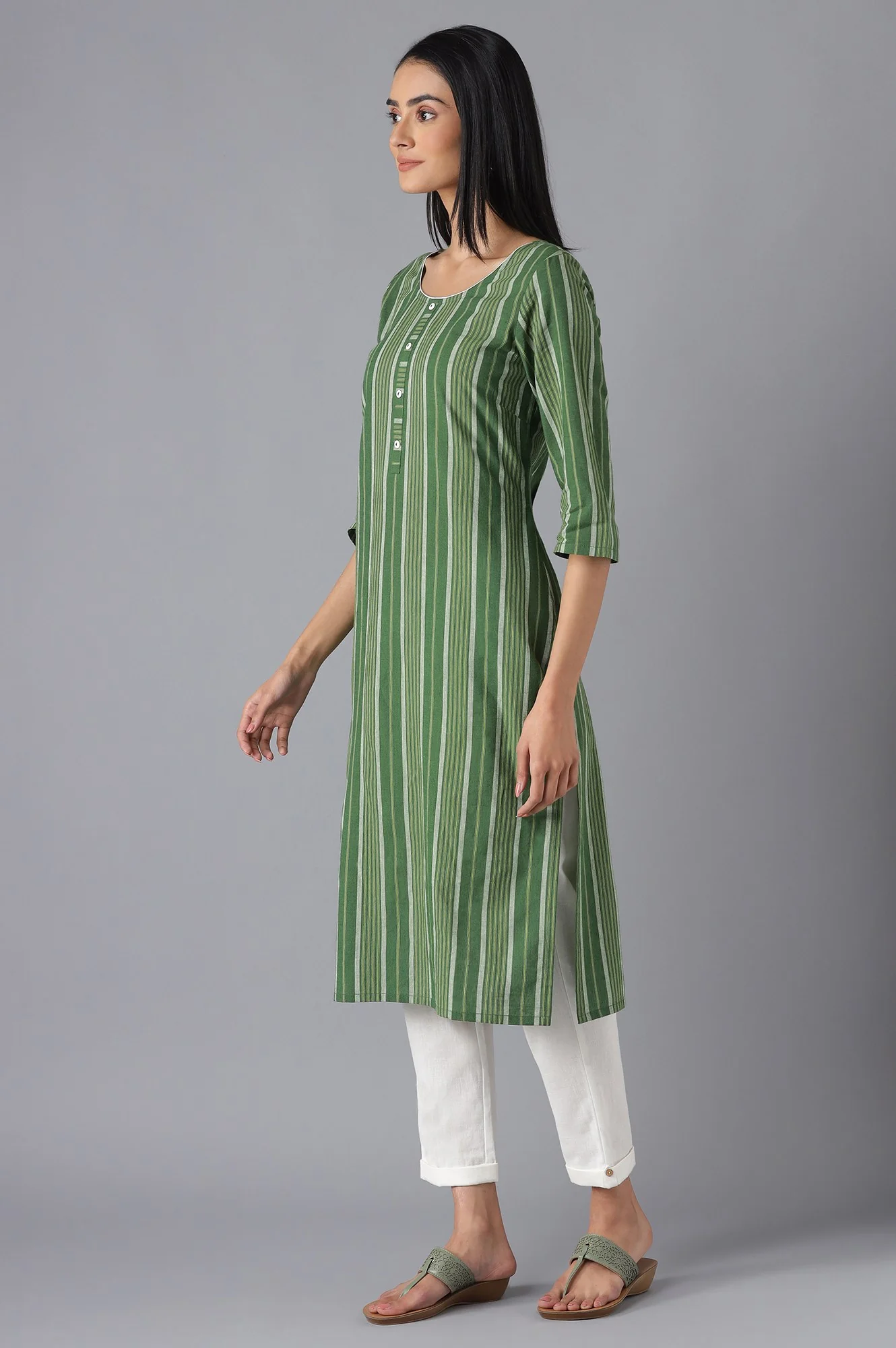 Green Yarn-Dyed kurta with Trousers - Image 3