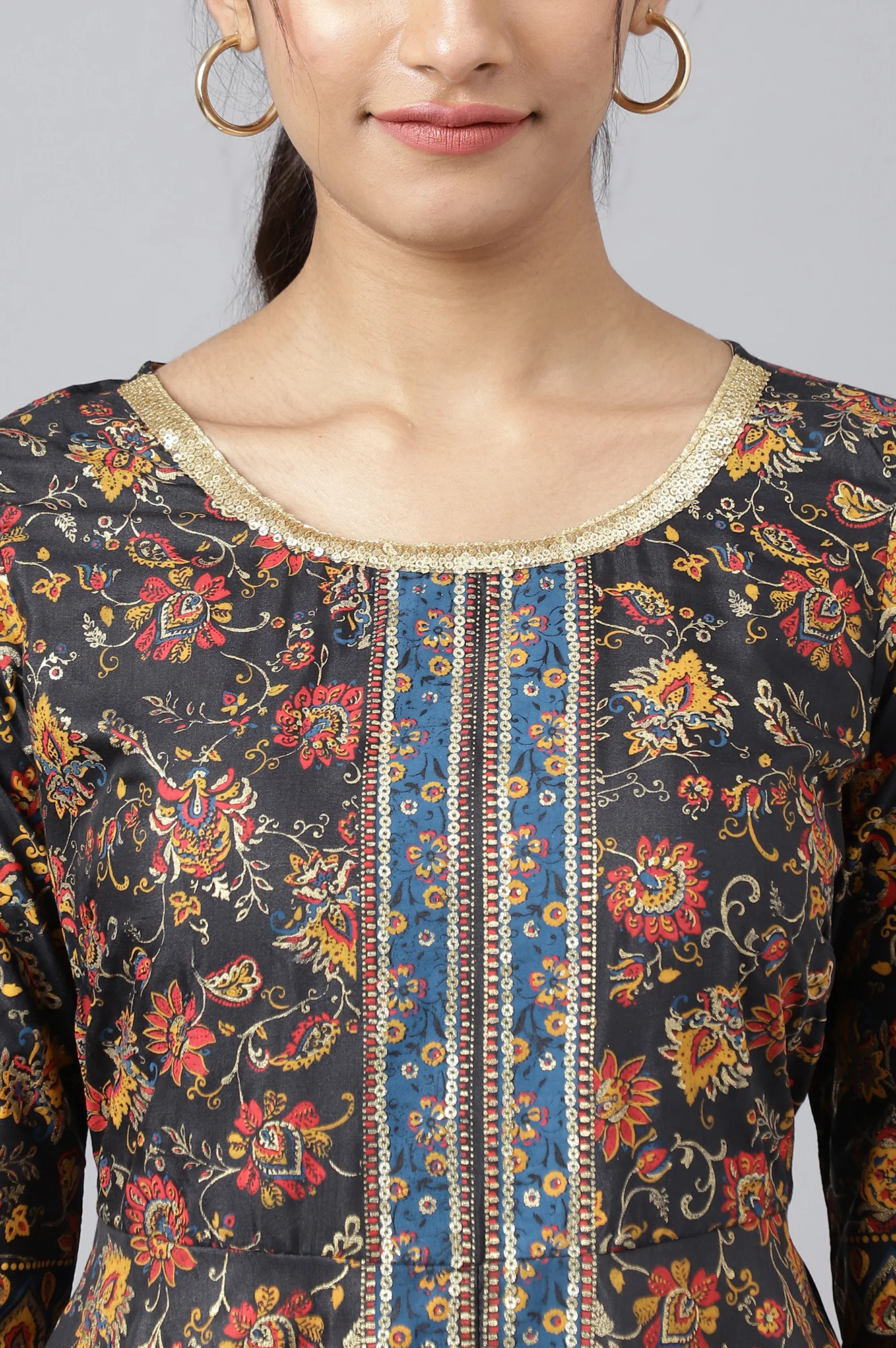 Grey Floral Foil Print kurta - Image 8