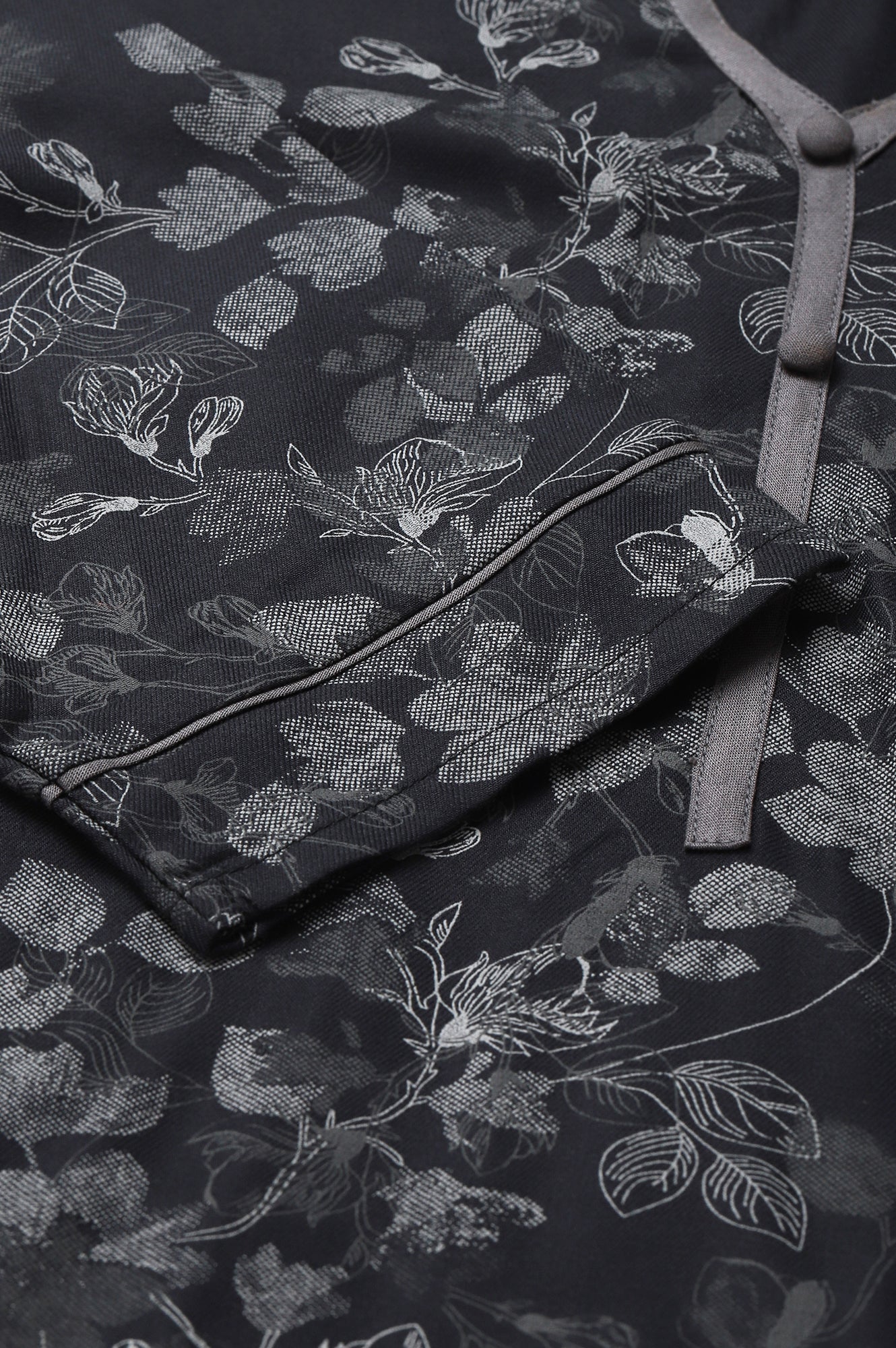 Grey Floral Print Ethnic kurta - Image 7