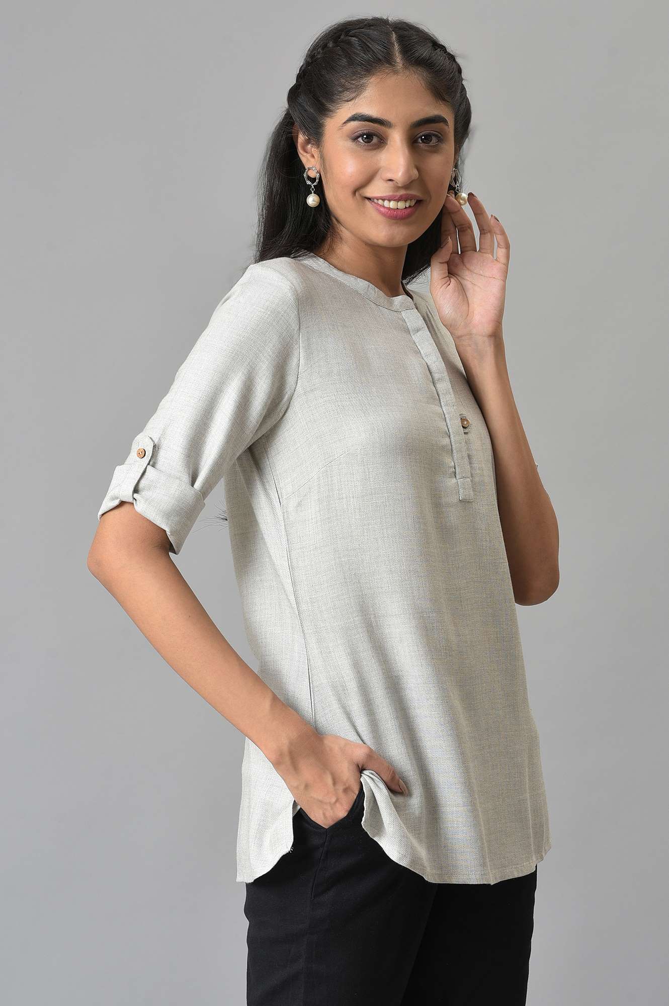 Grey Yarn Dyed Solid Short kurta - Image 4