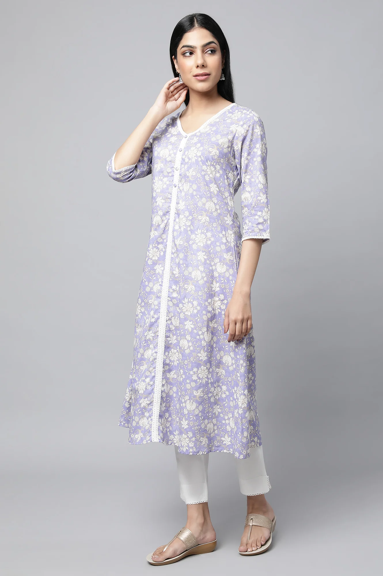 Lavender Floral Printed kurta & Pants Set - Image 5