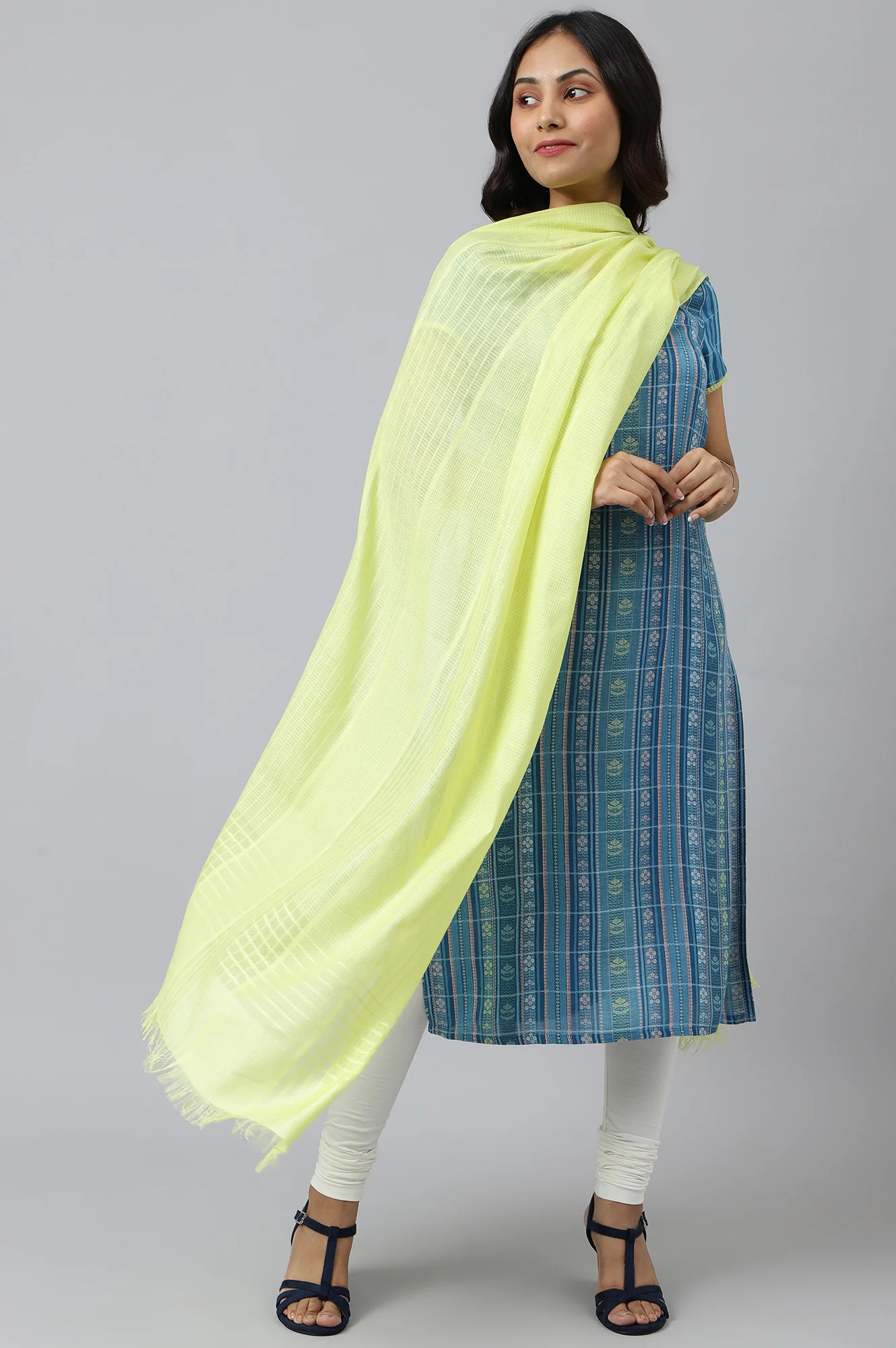 Lemon Yellow Yarn-Dyed Dupatta - Image 3