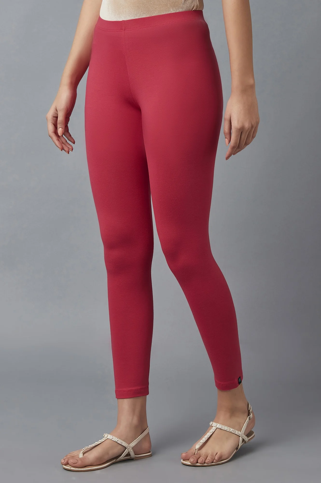 Red Solid Skinny Cotton Tights With Elasticated Waist - Image 3