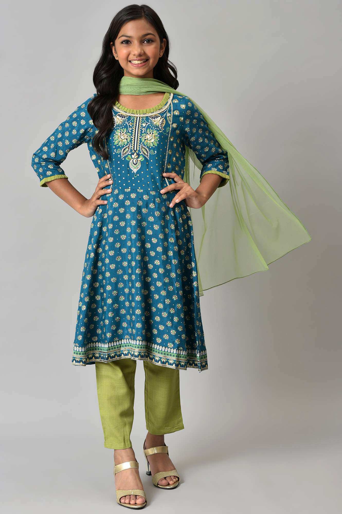 LIVA Girls Blue Floral Printed kurta with Green Trousers and Dupatta - Image 9