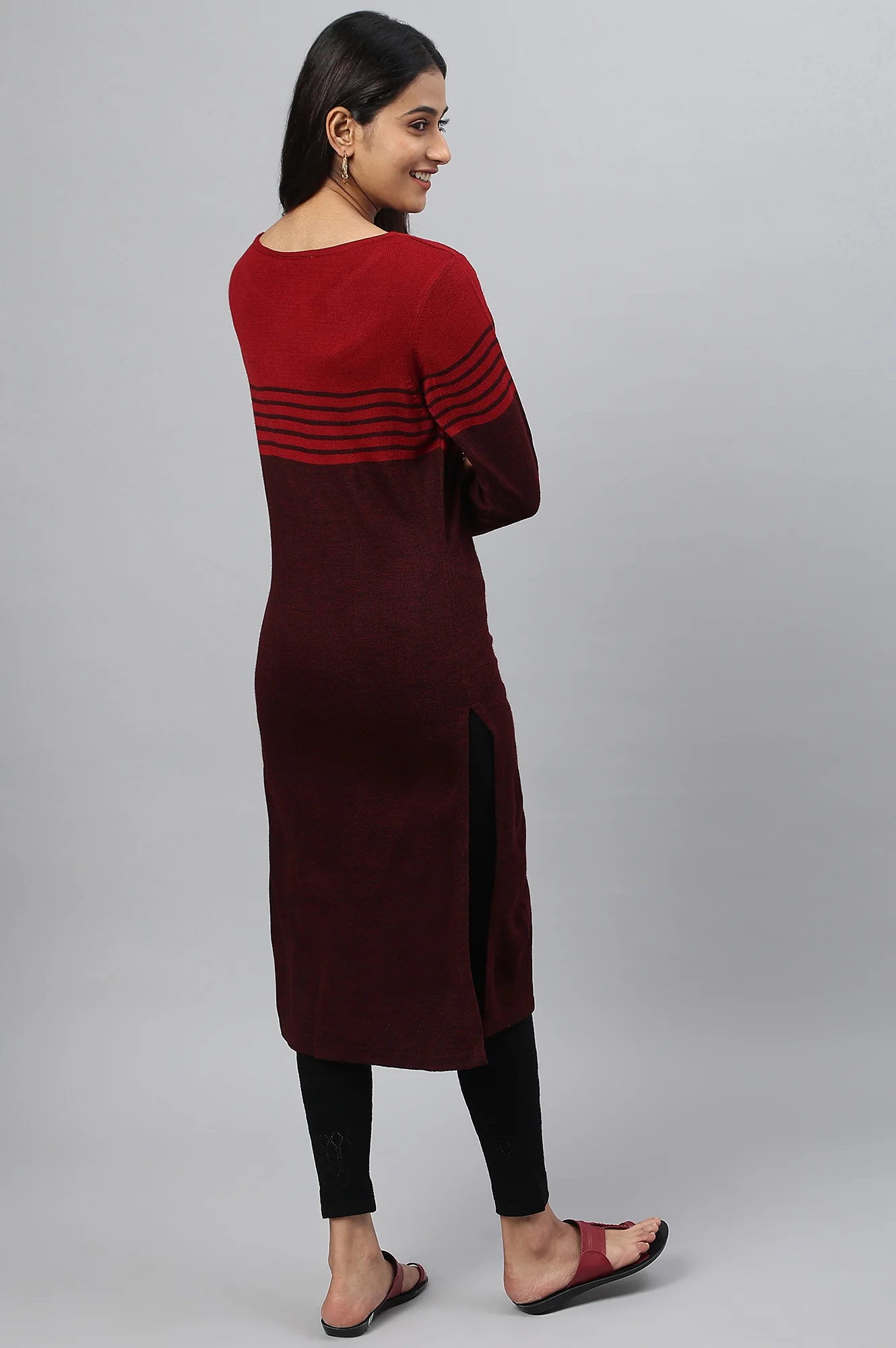 Maroon Colour Blocked Winter kurta - Image 4