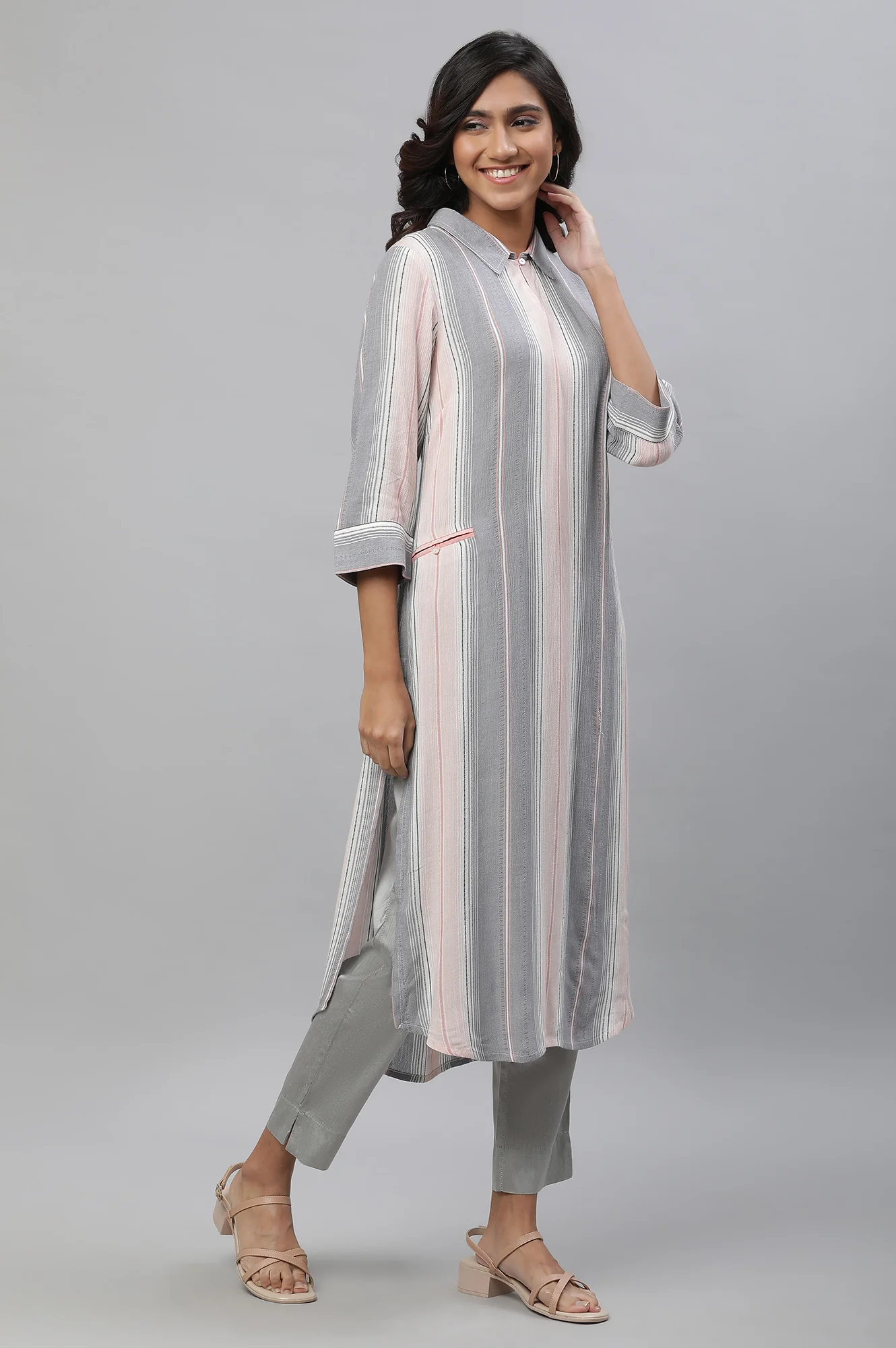 Multi-coloured Stripe Printed Casual Kurta - Image 5