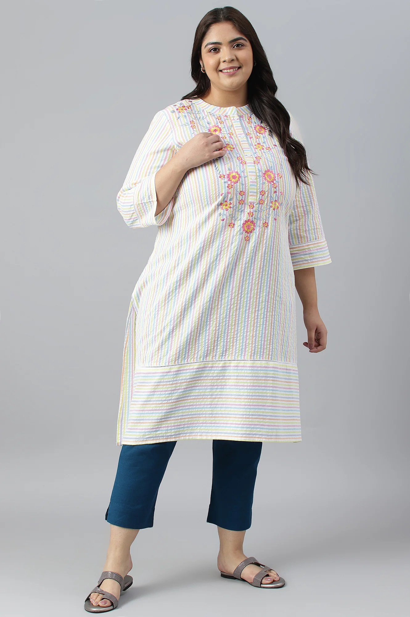 Multi-Coloured Stripe Printed Plus Size Embroidered kurta - Image 6
