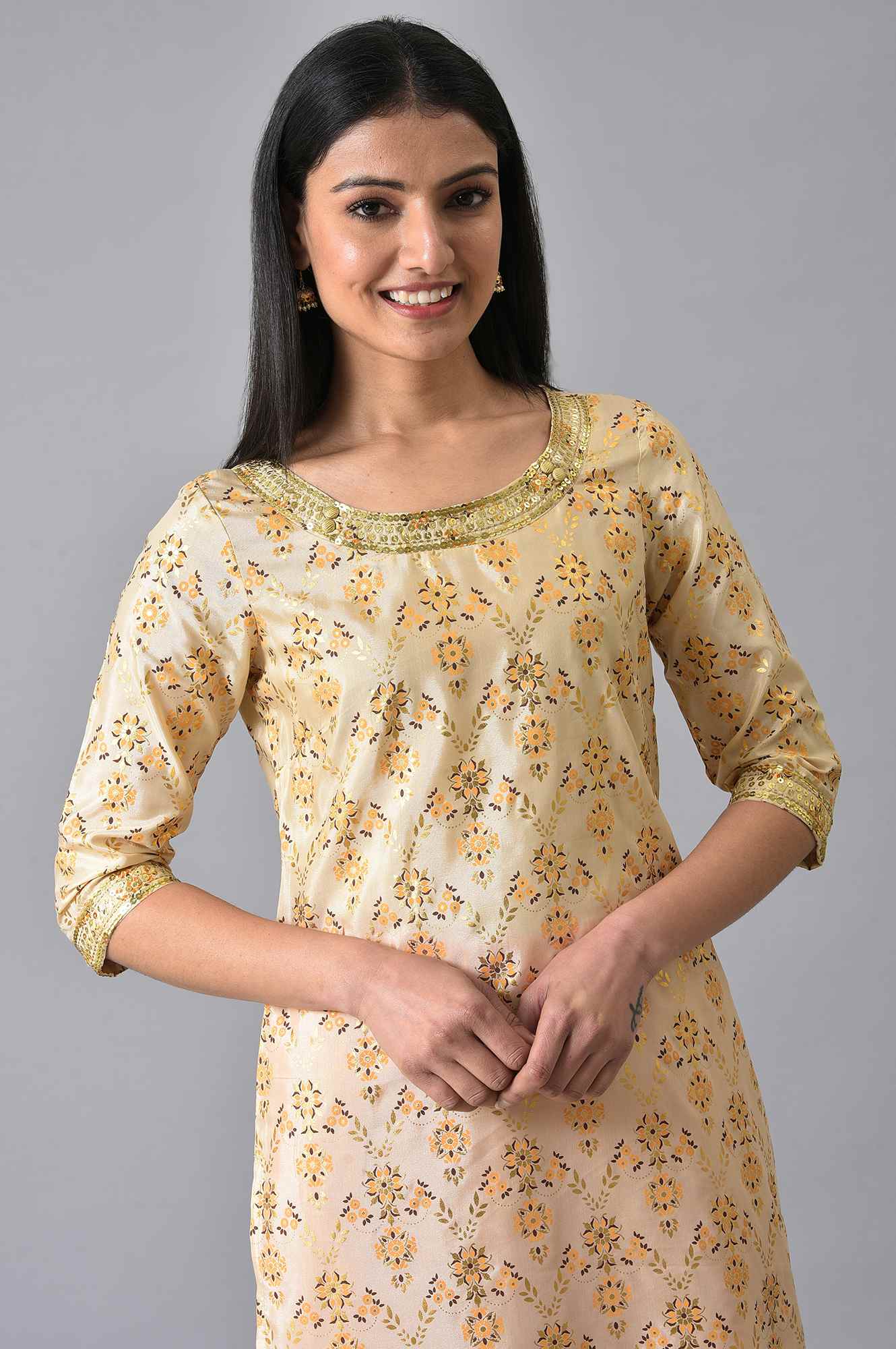 Natural Sequined Floral Printed kurta Set - Image 5