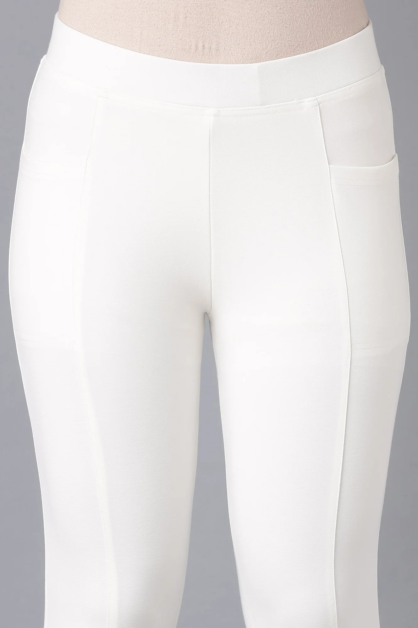 White Solid Straight Fit Pants With Elasticated Waist - Image 6