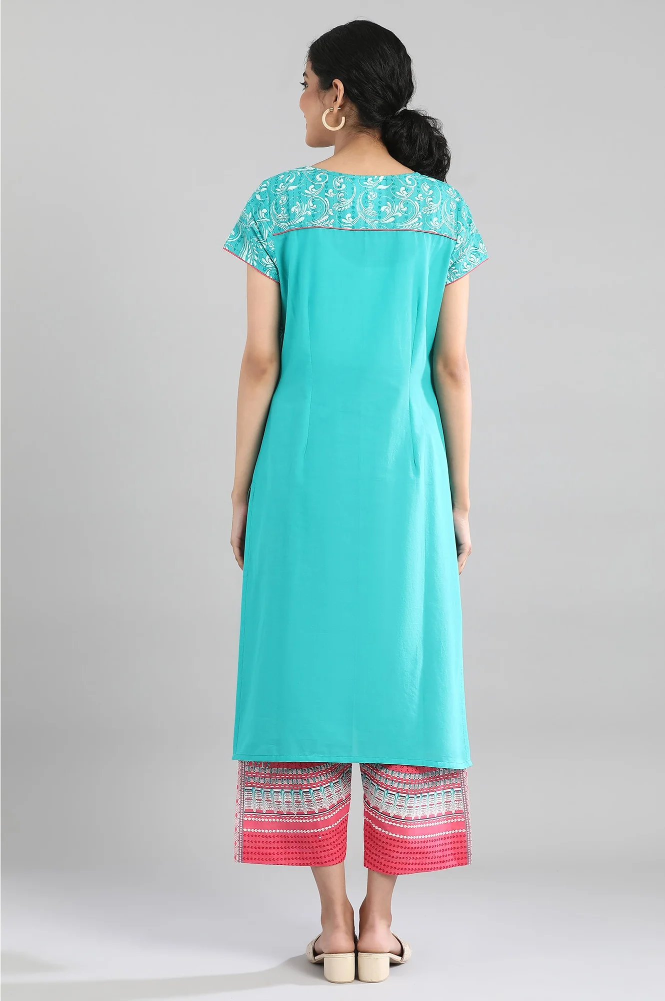 Navigate Green Cotton Printed kurta - Image 2