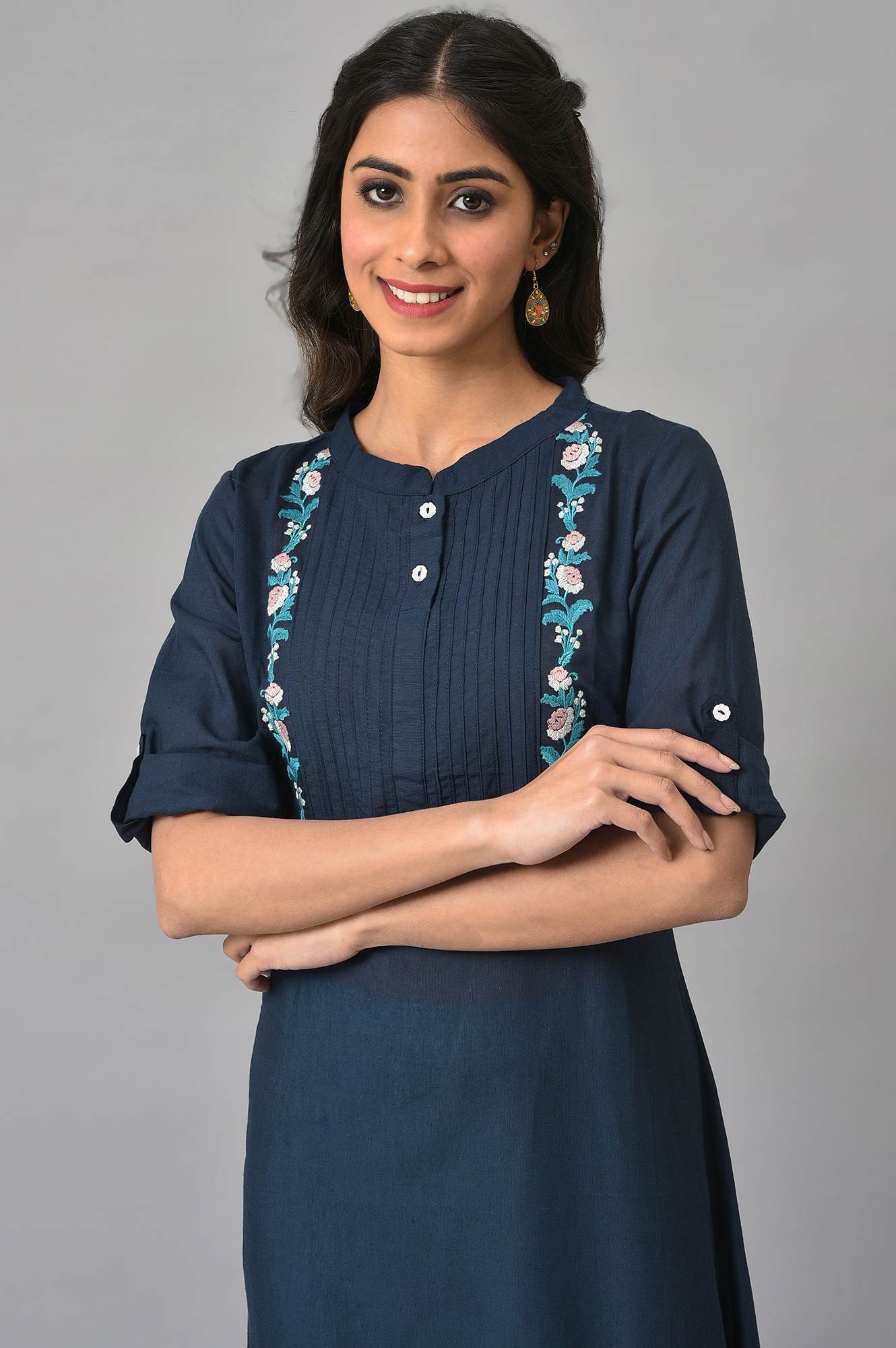Navy Blue A-line Solid kurta in Band Collar - Image 6