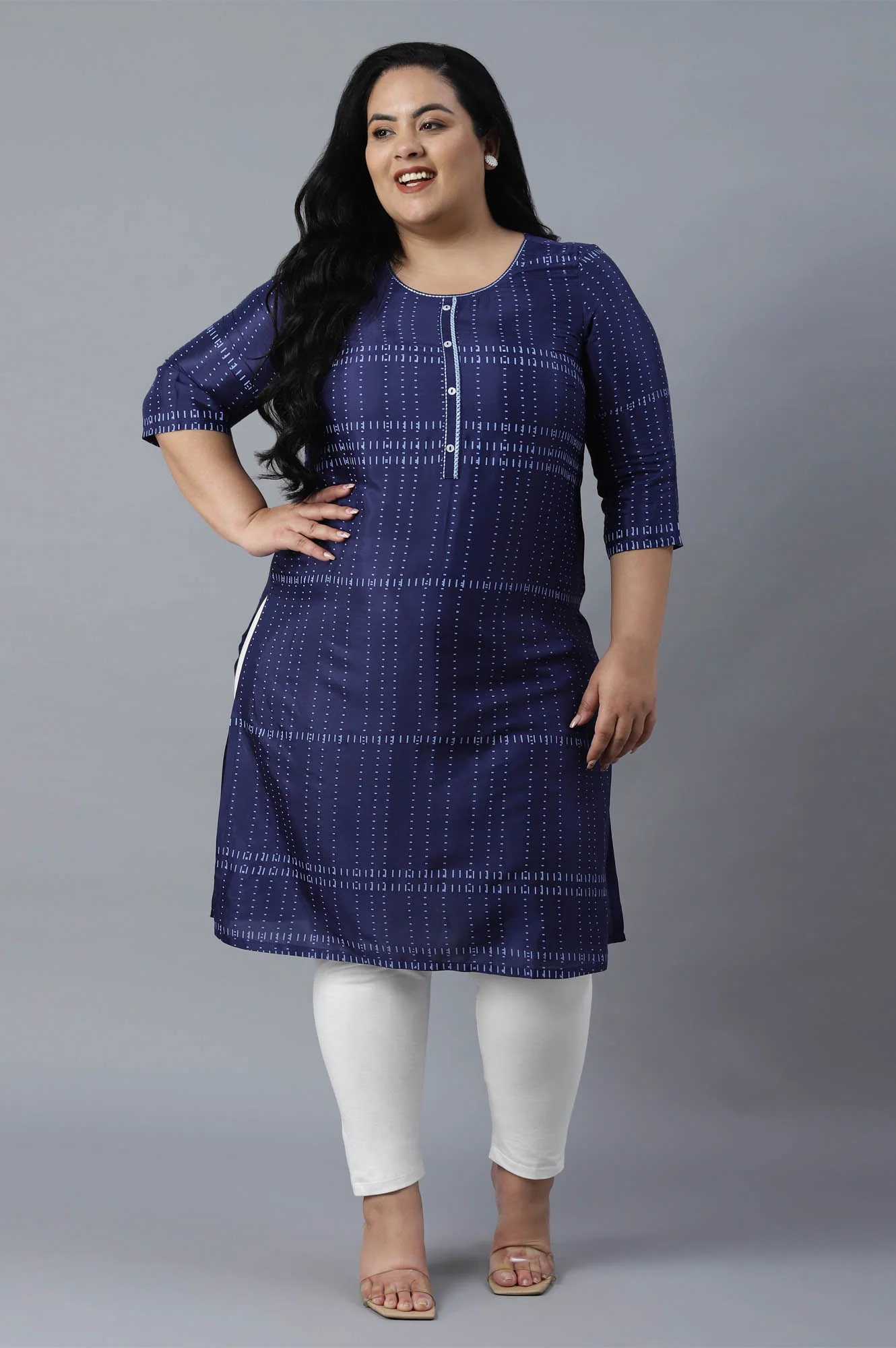 Navy Blue Round Neck Printed Straight kurta - Image 6