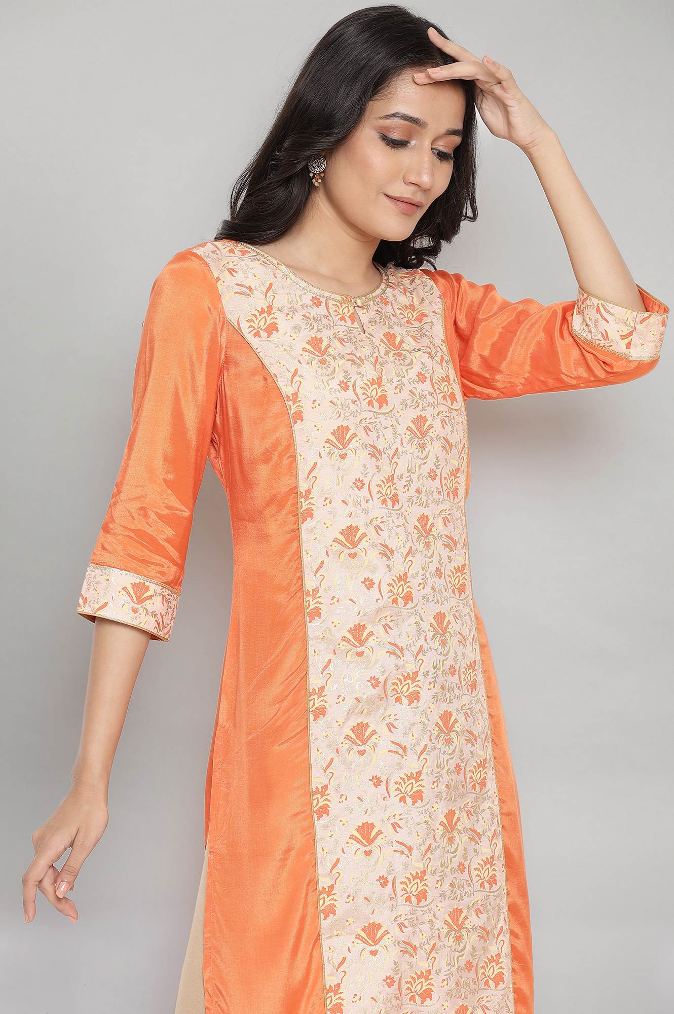 Orange Round Neck Printed Straight kurta - Image 5