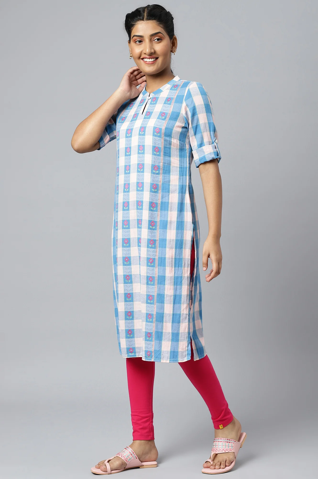 Pink and Blue Checker Print Dobby kurta - Image 3
