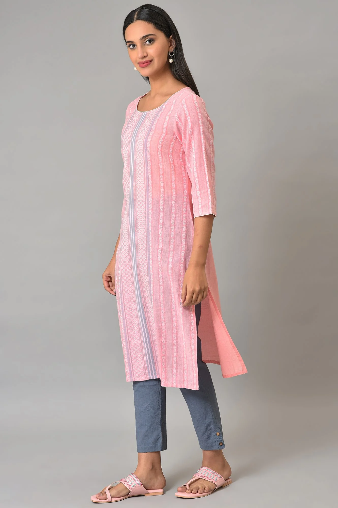 Pink Cotton Dobby Printed kurta - Image 3