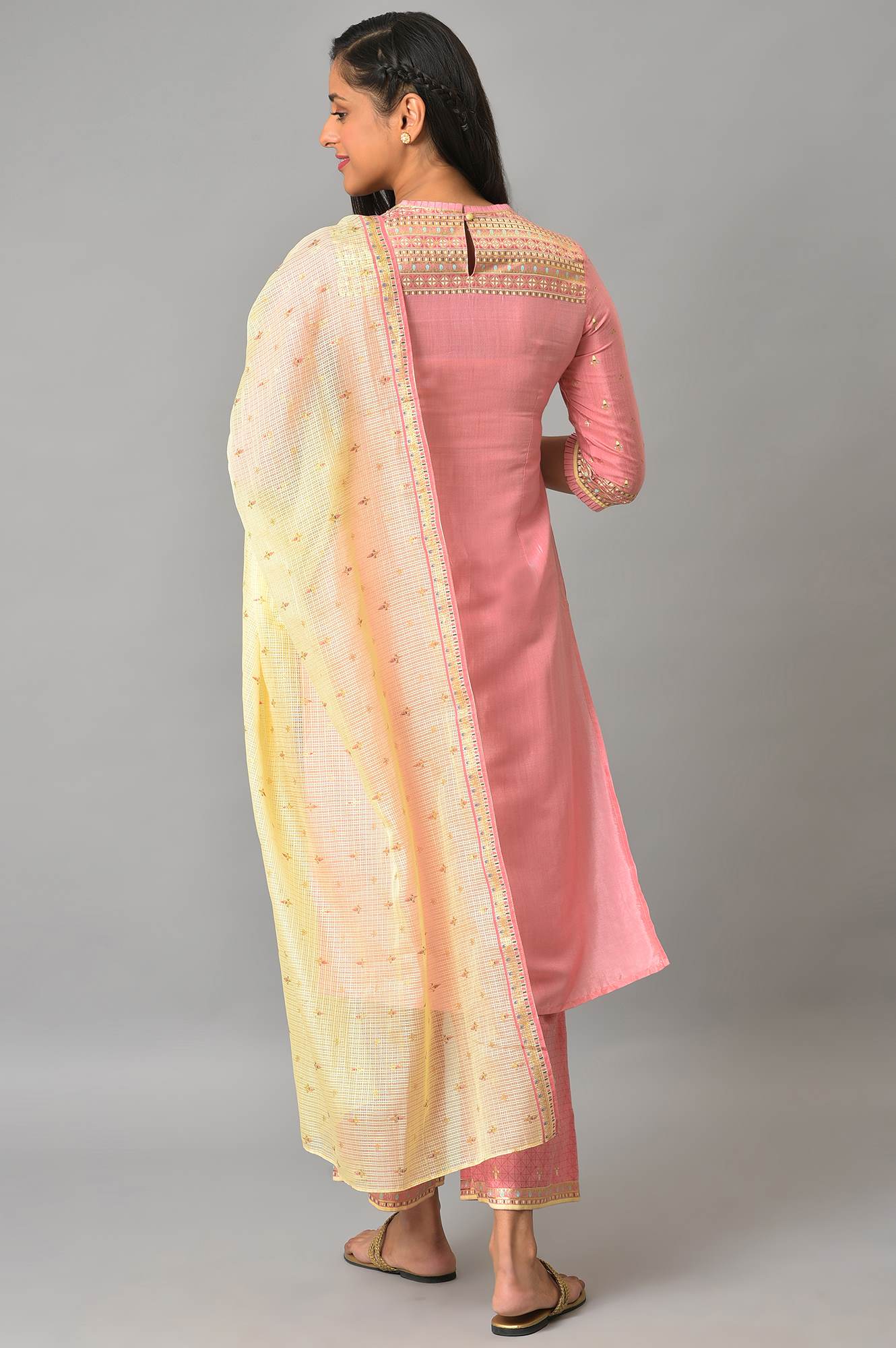 Pink Festive kurta With Narrow Palaza And Yellow Dupatta - Image 2