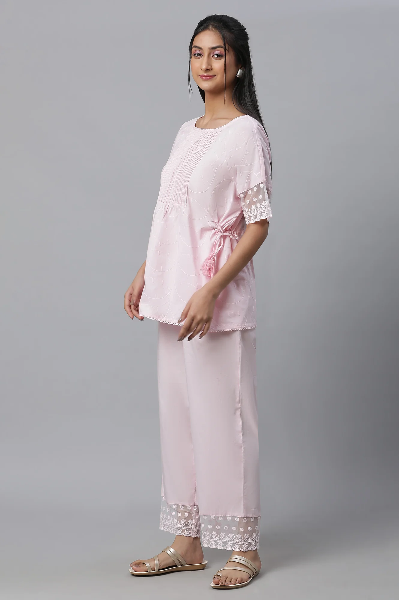 Pink Floral kurta, Pants & Dupatta - Image 3