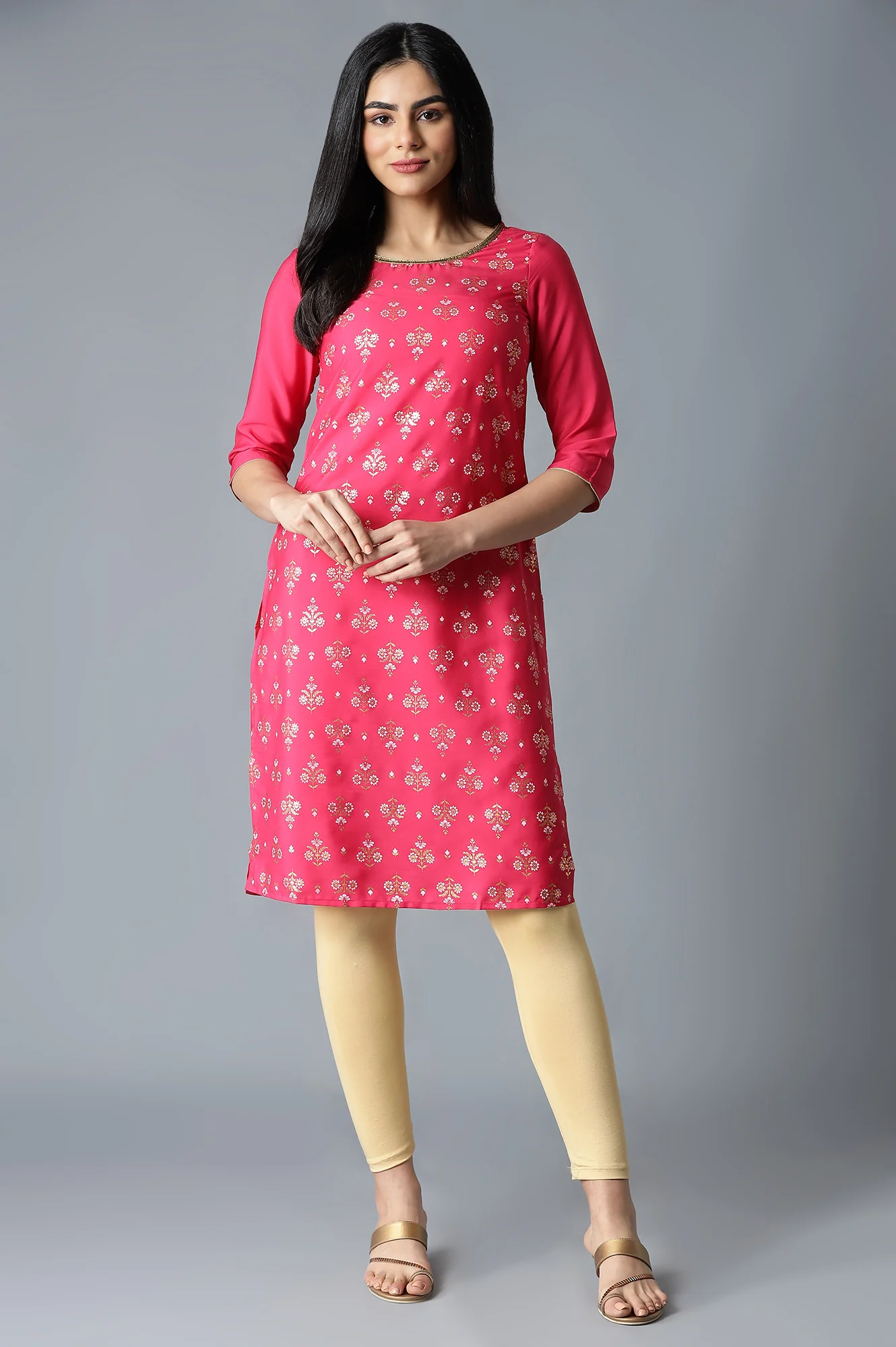 Pink Floral Printed kurta - Image 5