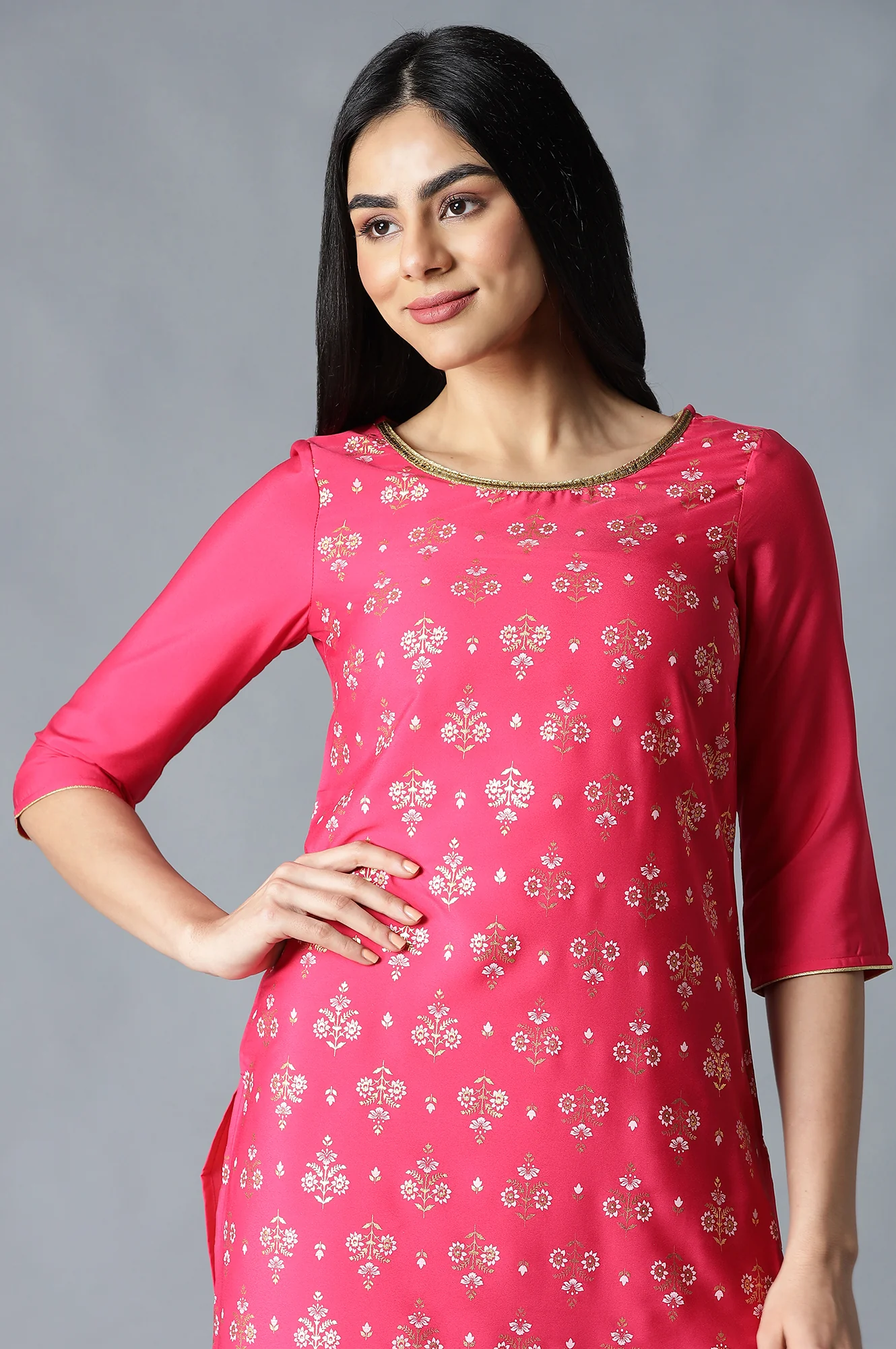 Pink Floral Printed kurta - Image 6