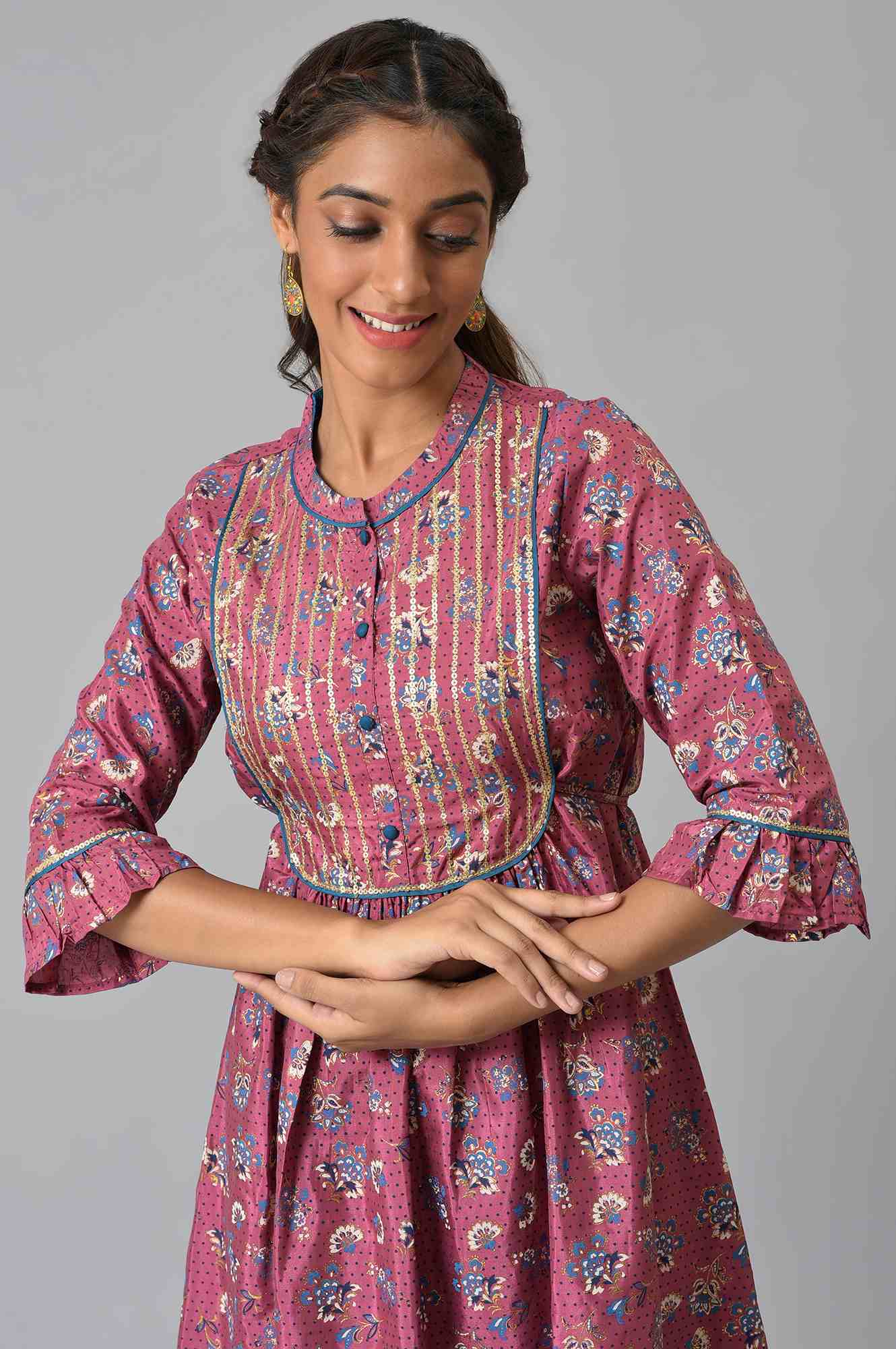 Pink Heavy Embellished A-line Ethnic kurta - Image 6