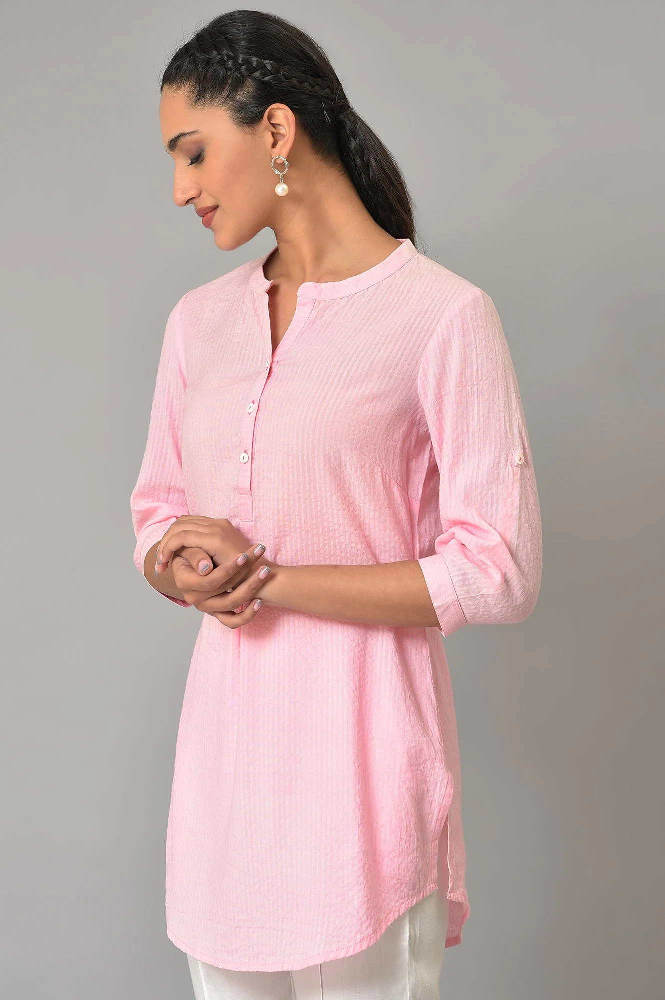 Pink Sheer Sucker Mandarin Collar kurta - Image 3