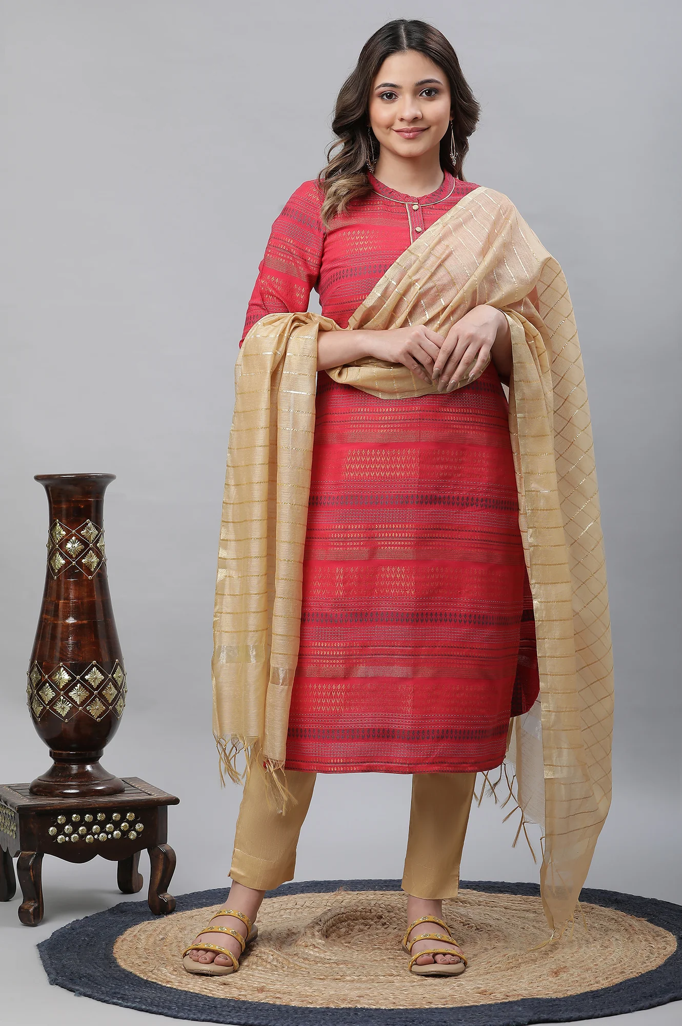 Pink Yarn Dyed Straight Kurta - Image 5