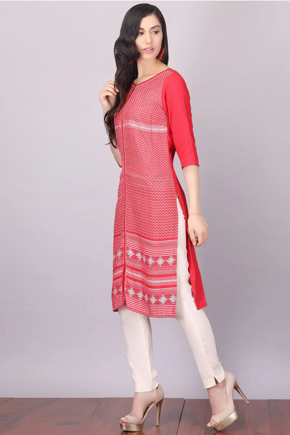 Red 3/4 Sleeve Round Neck kurta - Image 2
