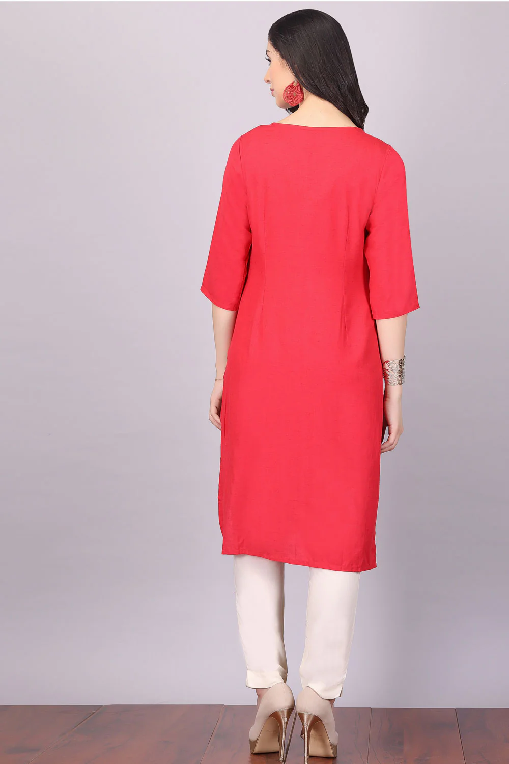 Red 3/4 Sleeve Round Neck kurta - Image 5