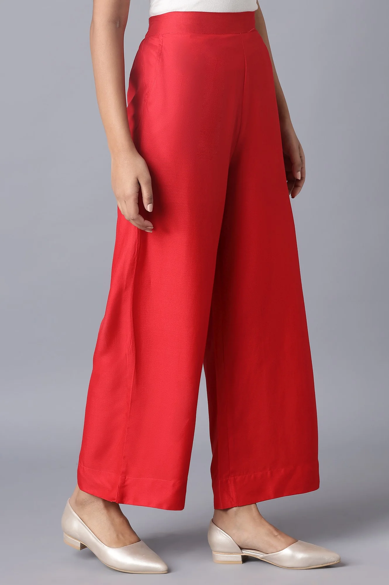 Red Solid Straight Fit Tencel Pants With Elasticated Waist - Image 4
